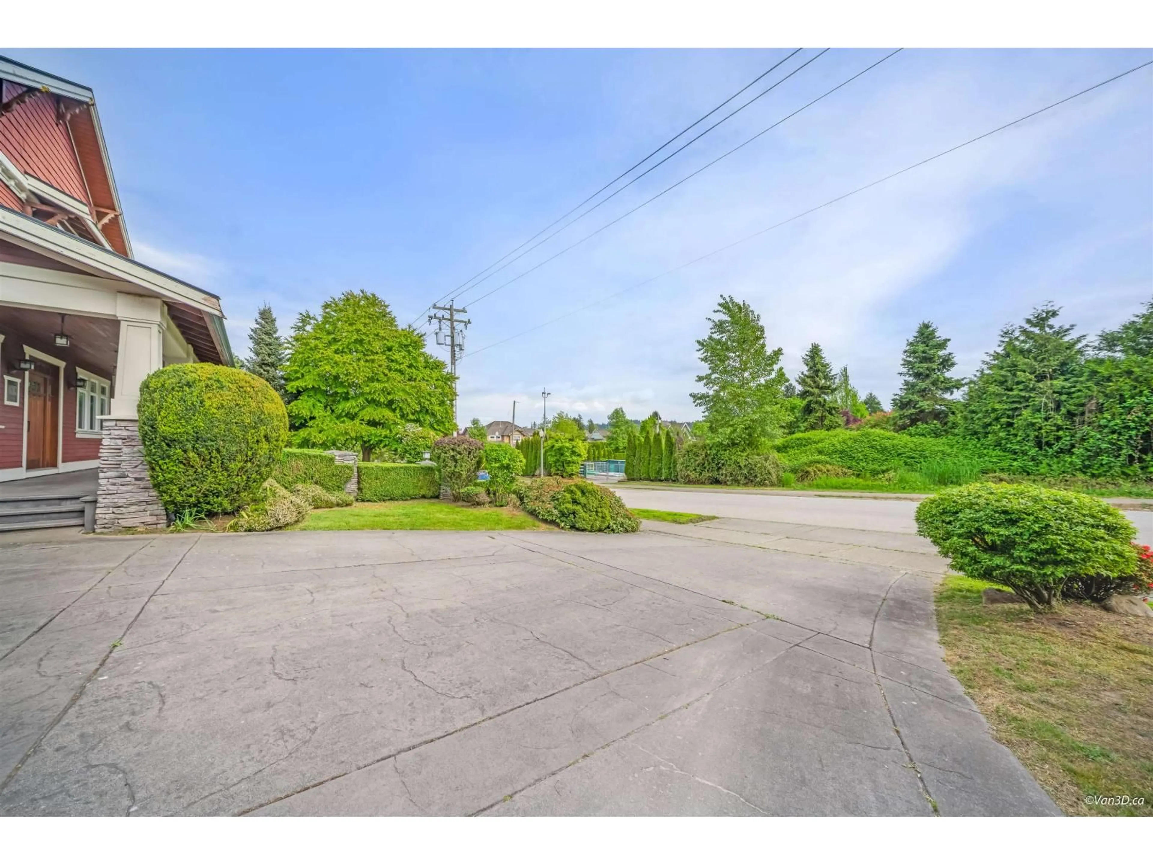 A pic from outside/outdoor area/front of a property/back of a property/a pic from drone, street for 16383 HIGH PARK AVENUE, Surrey British Columbia V3Z0M1