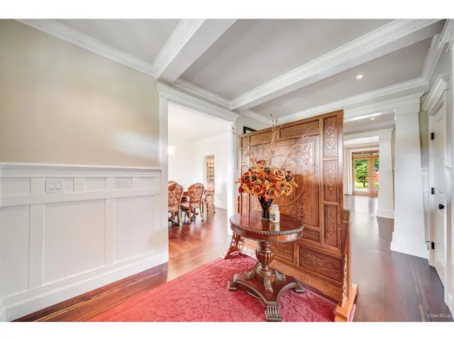 16383 HIGH PARK AVENUE, Surrey 3