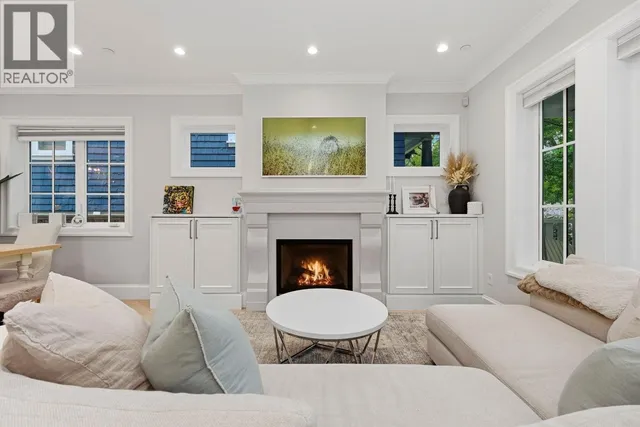 1242 23RD AVENUE, Vancouver 3