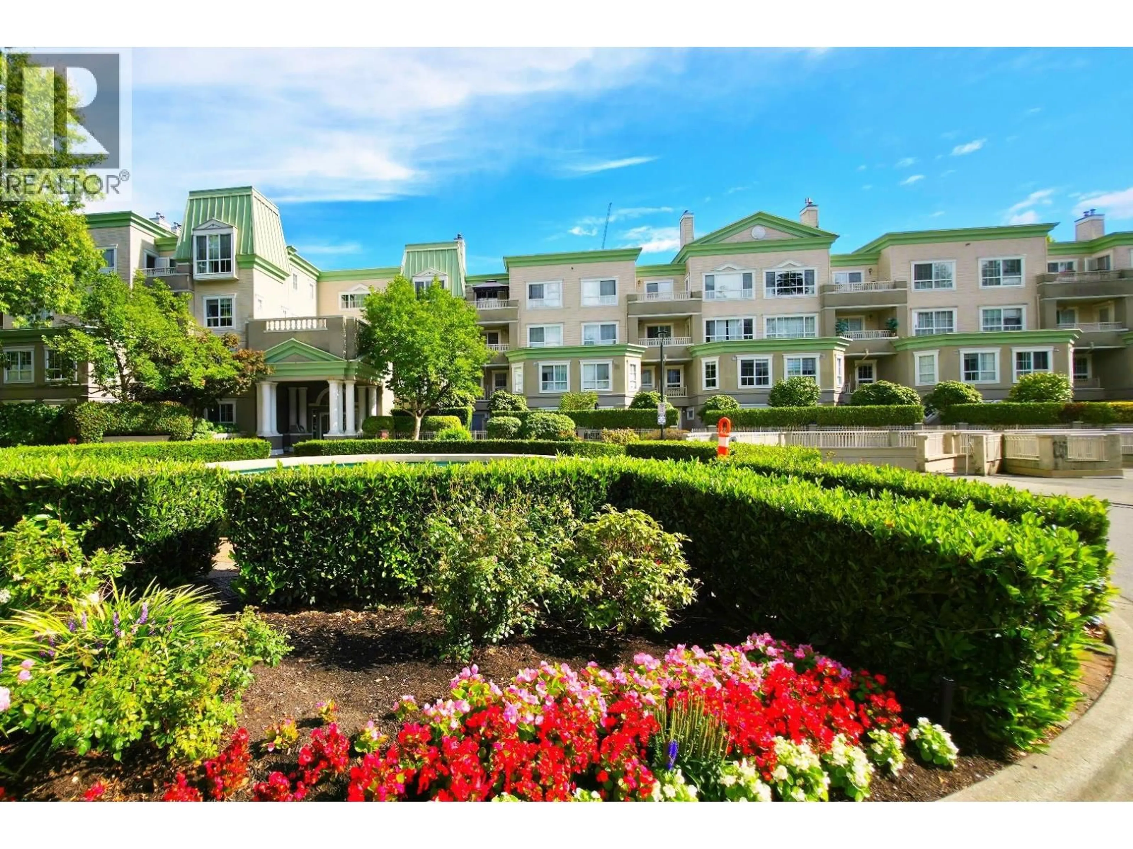 Patio, unknown for 205 - 2970 PRINCESS CRESCENT, Coquitlam British Columbia V3B7R5