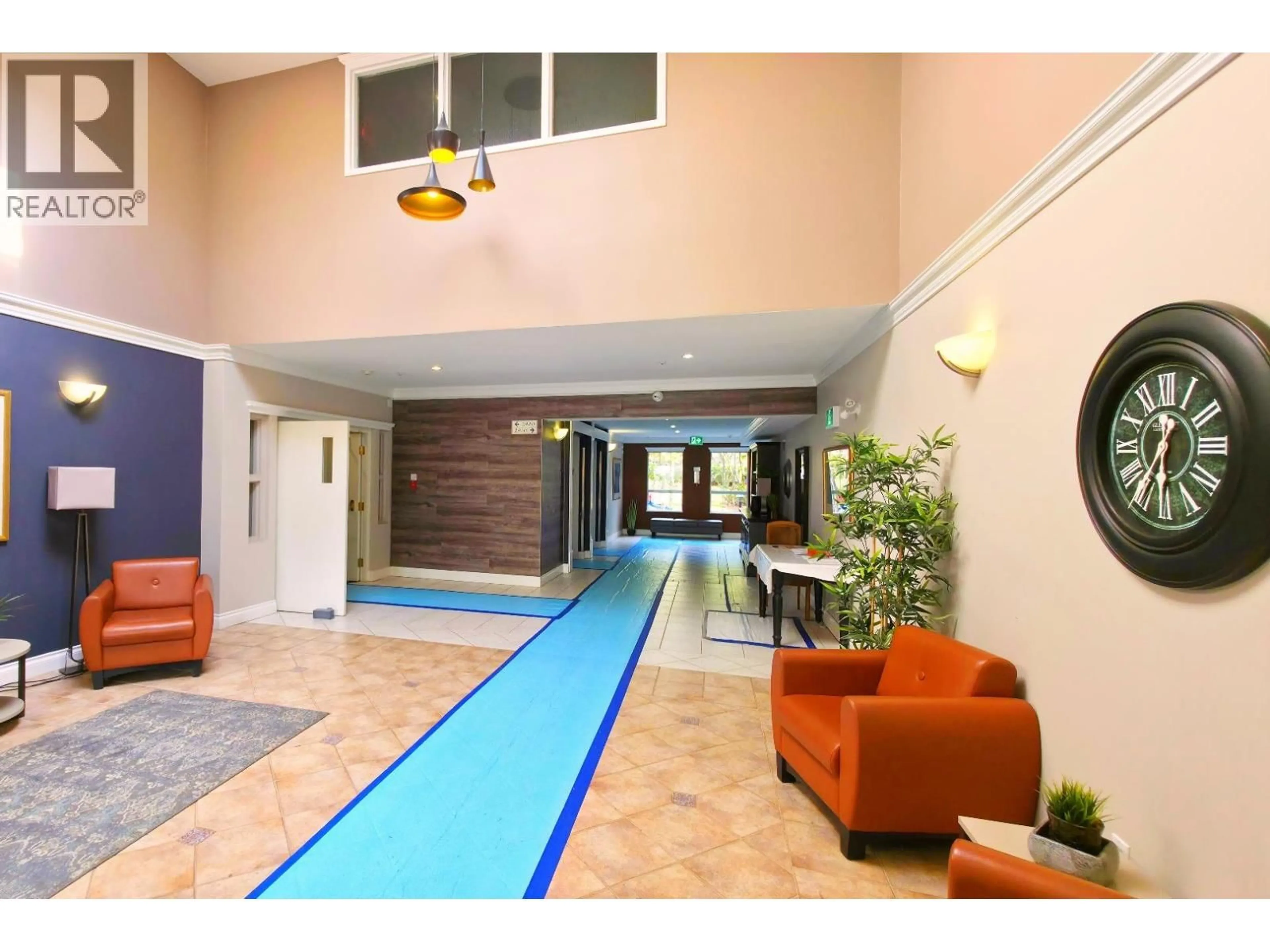 Lobby for 205 - 2970 PRINCESS CRESCENT, Coquitlam British Columbia V3B7R5