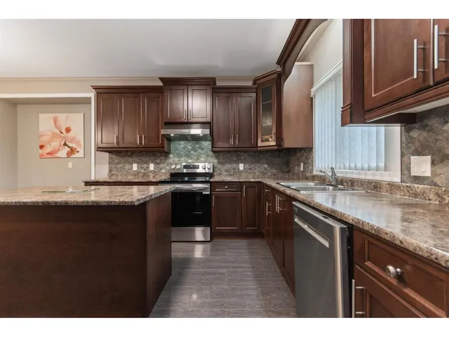63861 OLD YALE ROAD, Hope 2