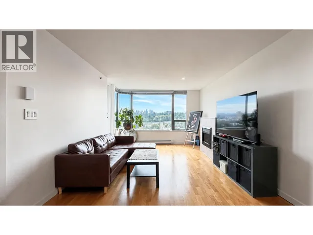 1607 - 4118 DAWSON STREET, Burnaby 2