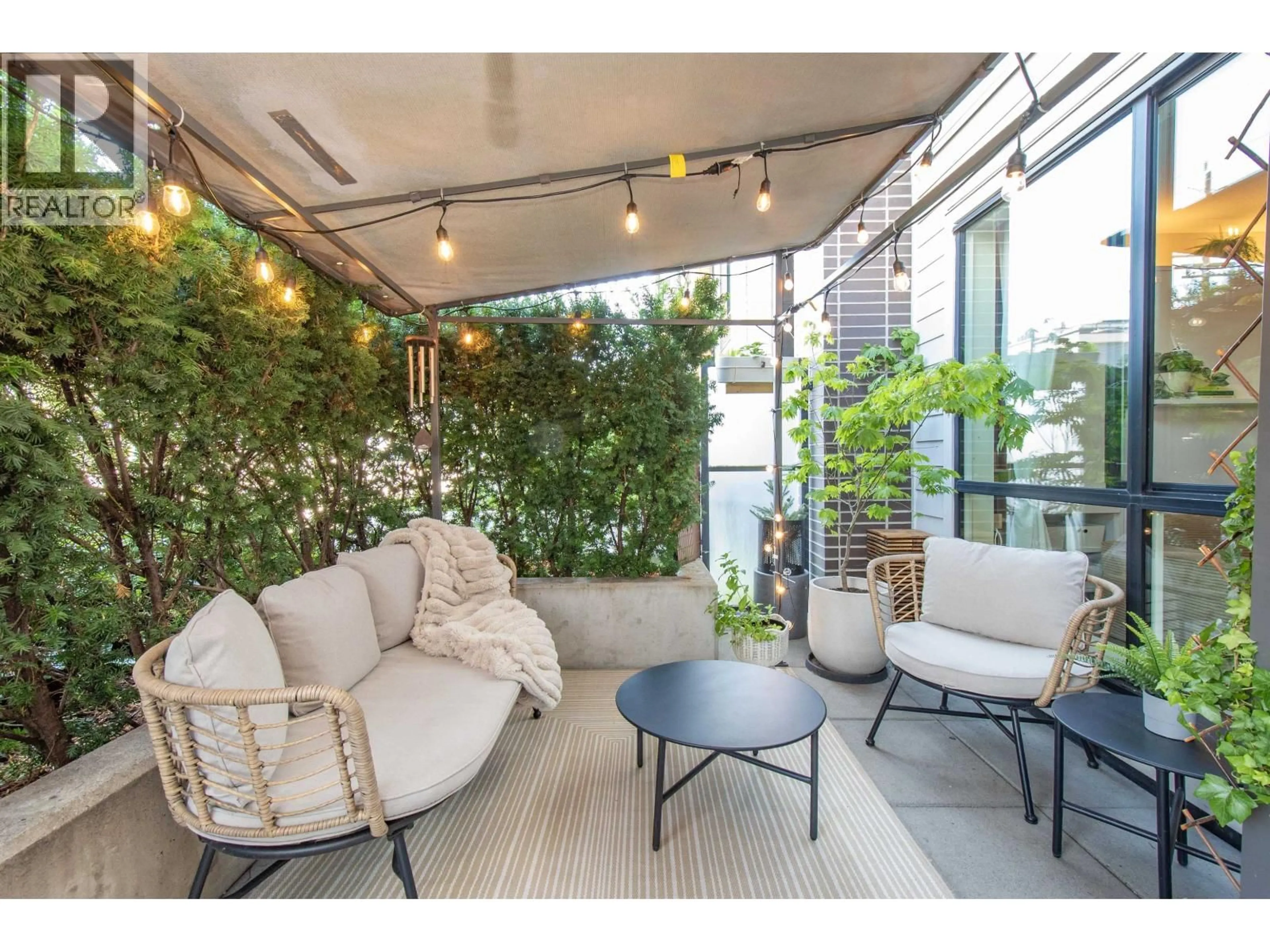 Patio, street for 111 - 615 3RD STREET, North Vancouver British Columbia V7L0G3
