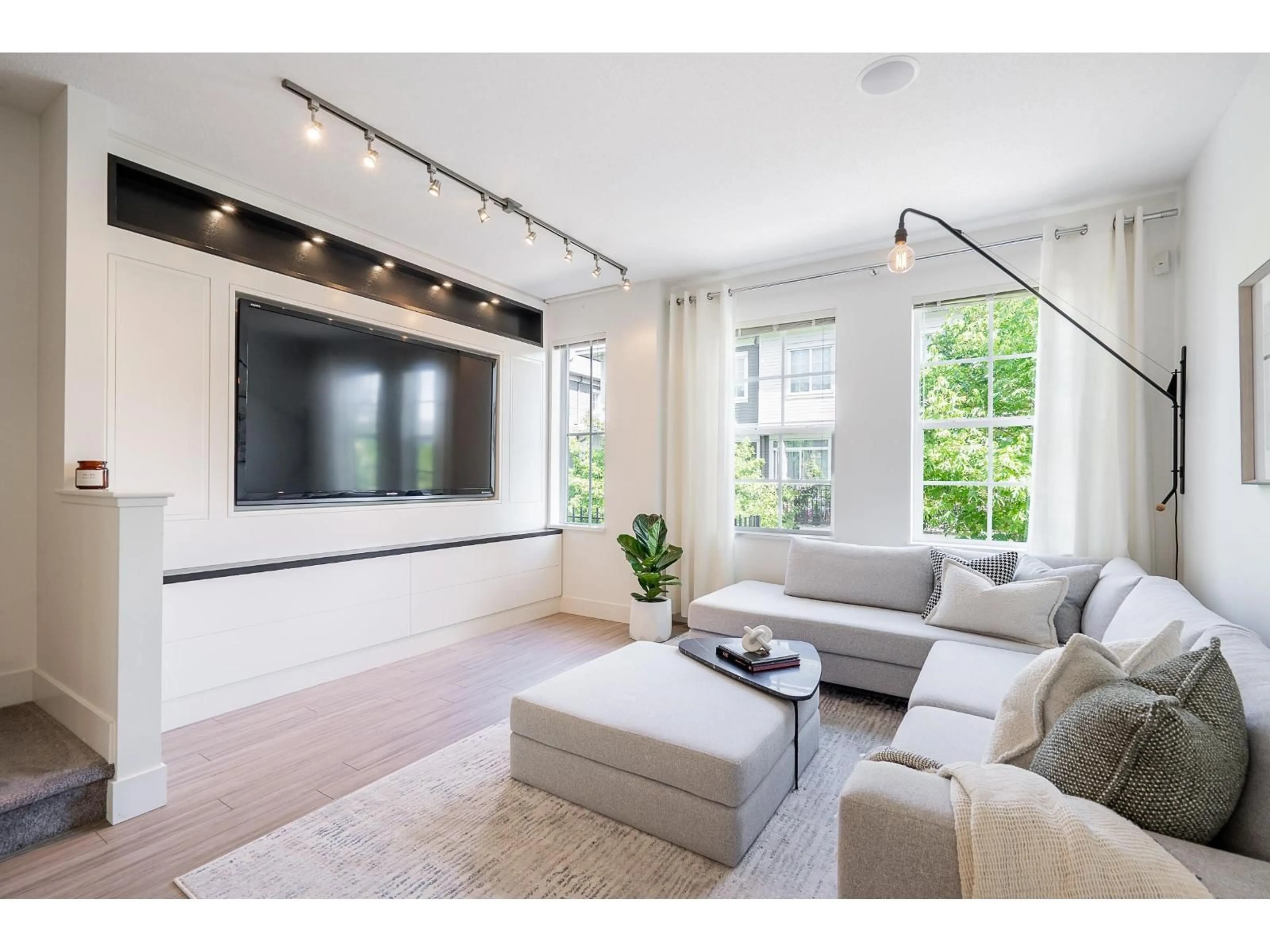 Home theater for 39 - 3399 151 STREET, Surrey British Columbia V3Z0L3