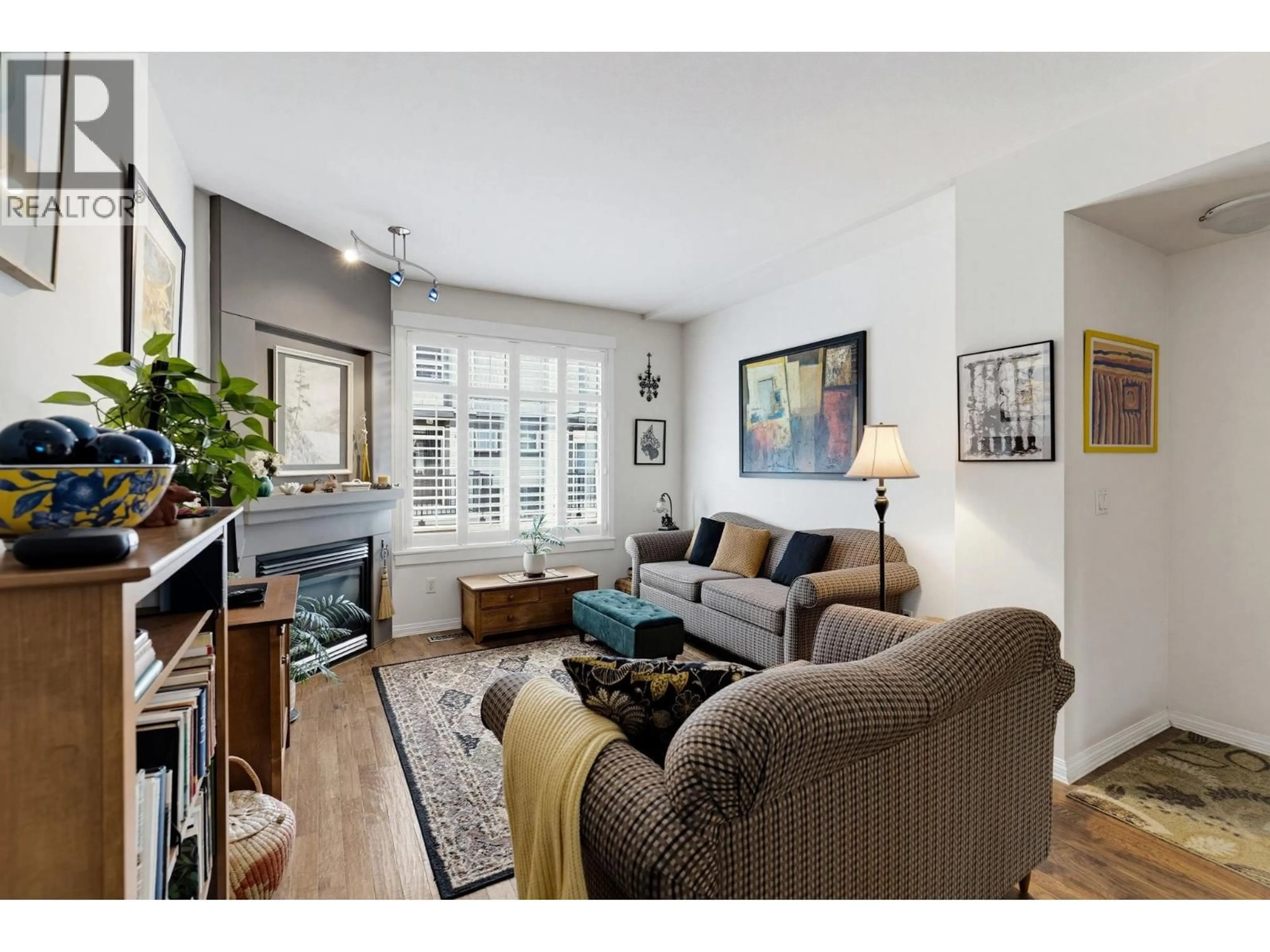 Living room with furniture, unknown for 34 - 6300 ALDER STREET, Richmond British Columbia V6Y4G5