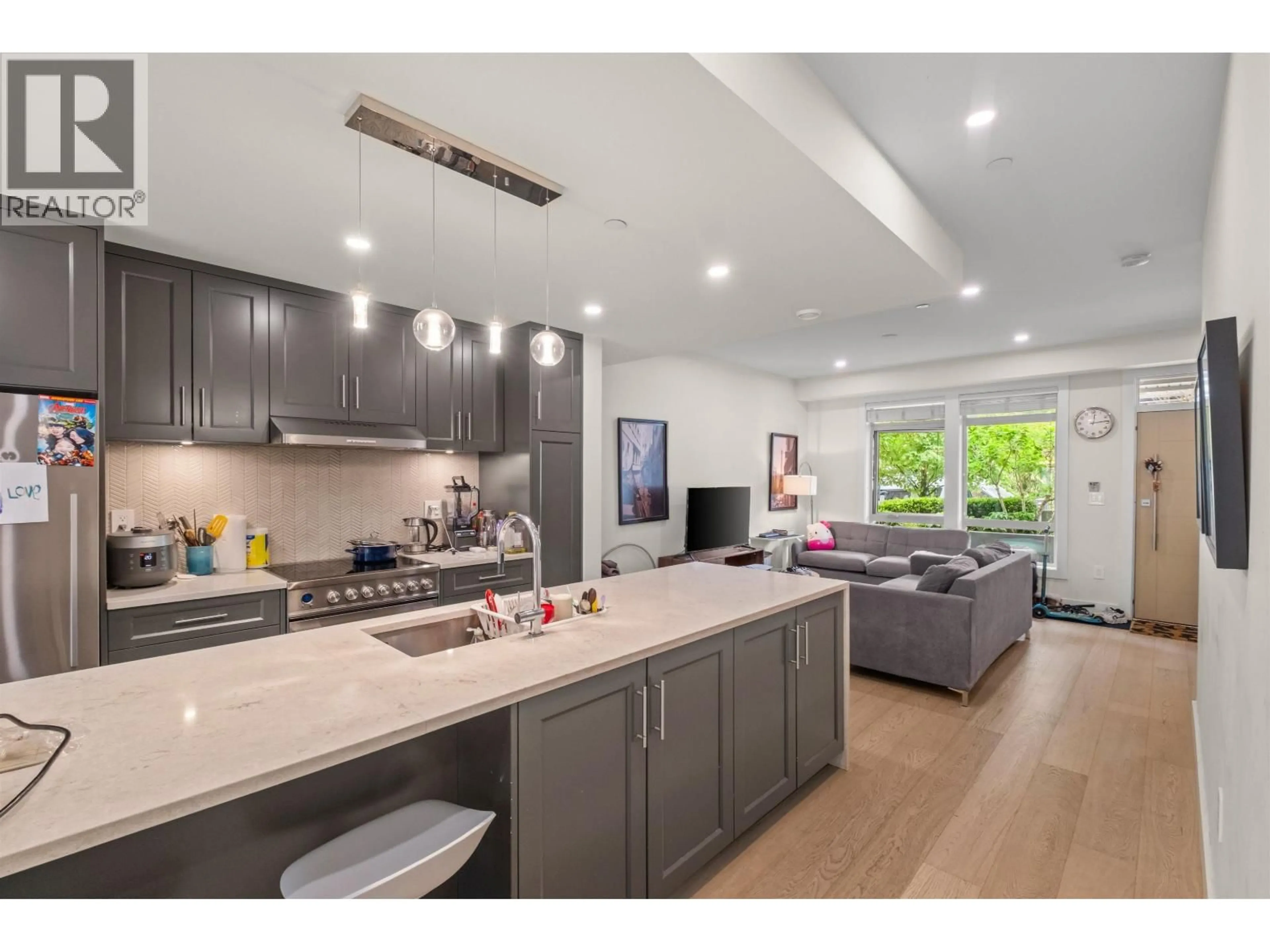 Open concept kitchen, unknown for 5 - 115 QUEENS ROAD, North Vancouver British Columbia V7N2K4