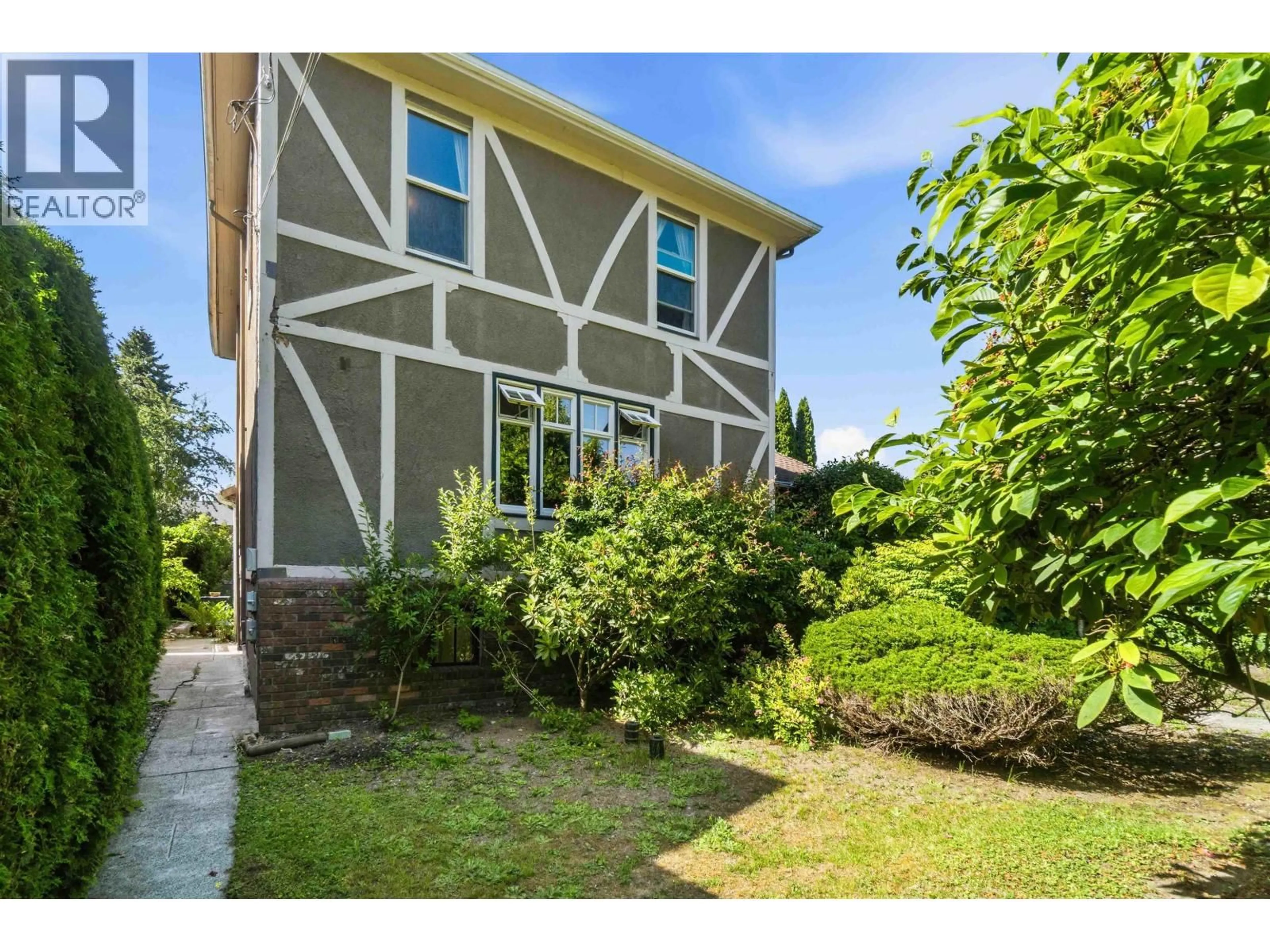 Unknown for 205 FOURTH AVENUE, New Westminster British Columbia V3L1N5