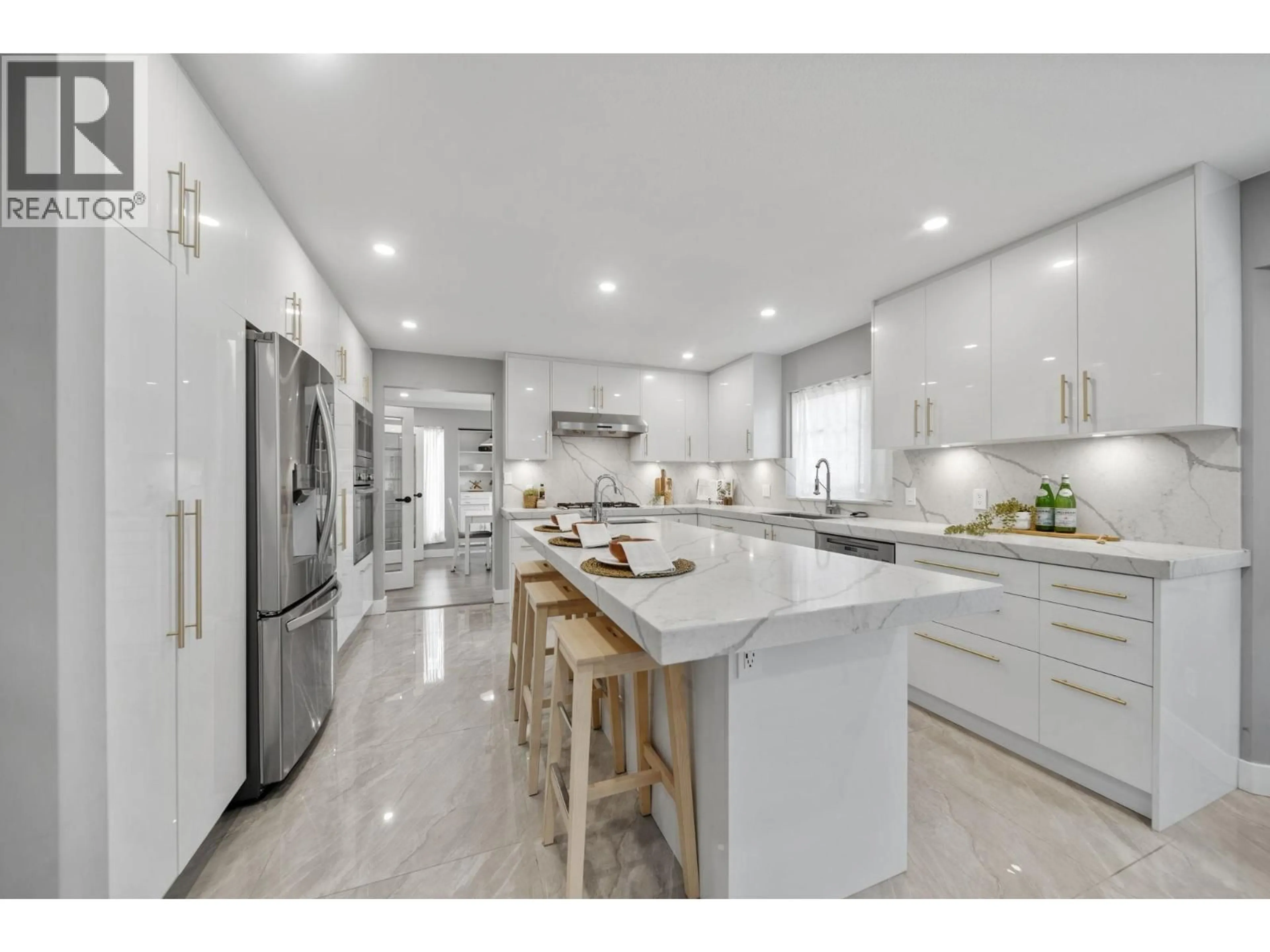 Open concept kitchen, ceramic/tile floor for 2480 GALE AVENUE, Coquitlam British Columbia V3K6B6