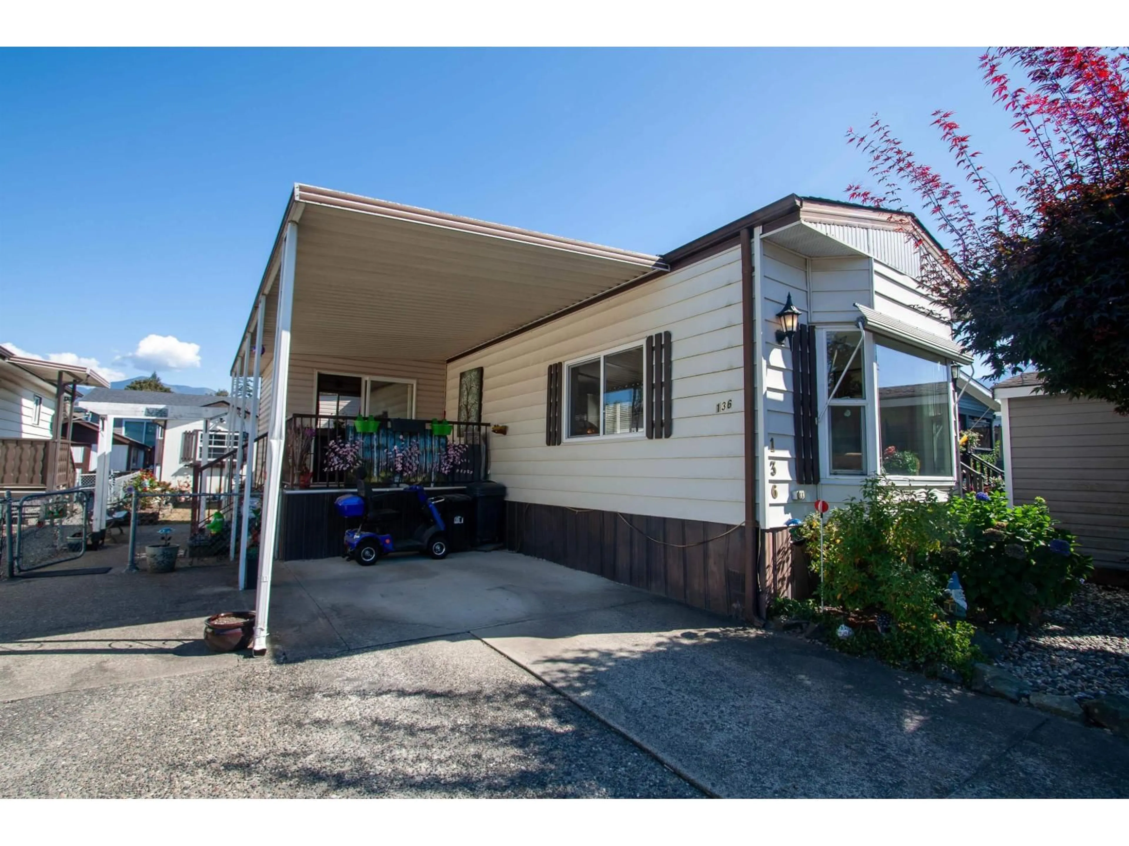 Home with vinyl exterior material, street for 136 - 6338 VEDDER ROAD, Sardis British Columbia V2R1C6