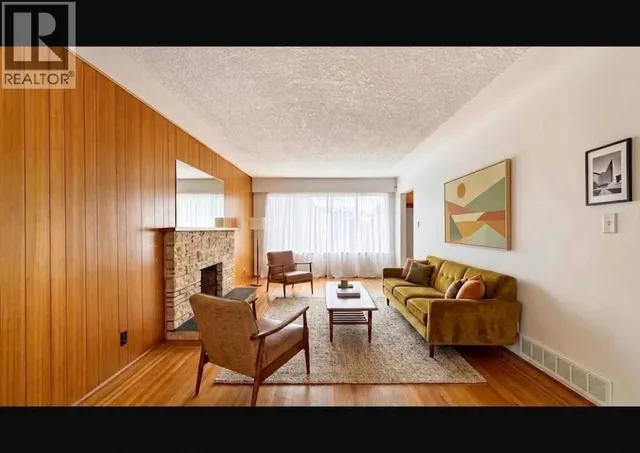 817 64TH AVENUE, Vancouver 3
