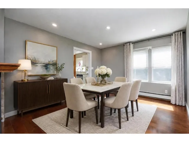 18139 CLAYTONWOOD CRESCENT, Surrey 5