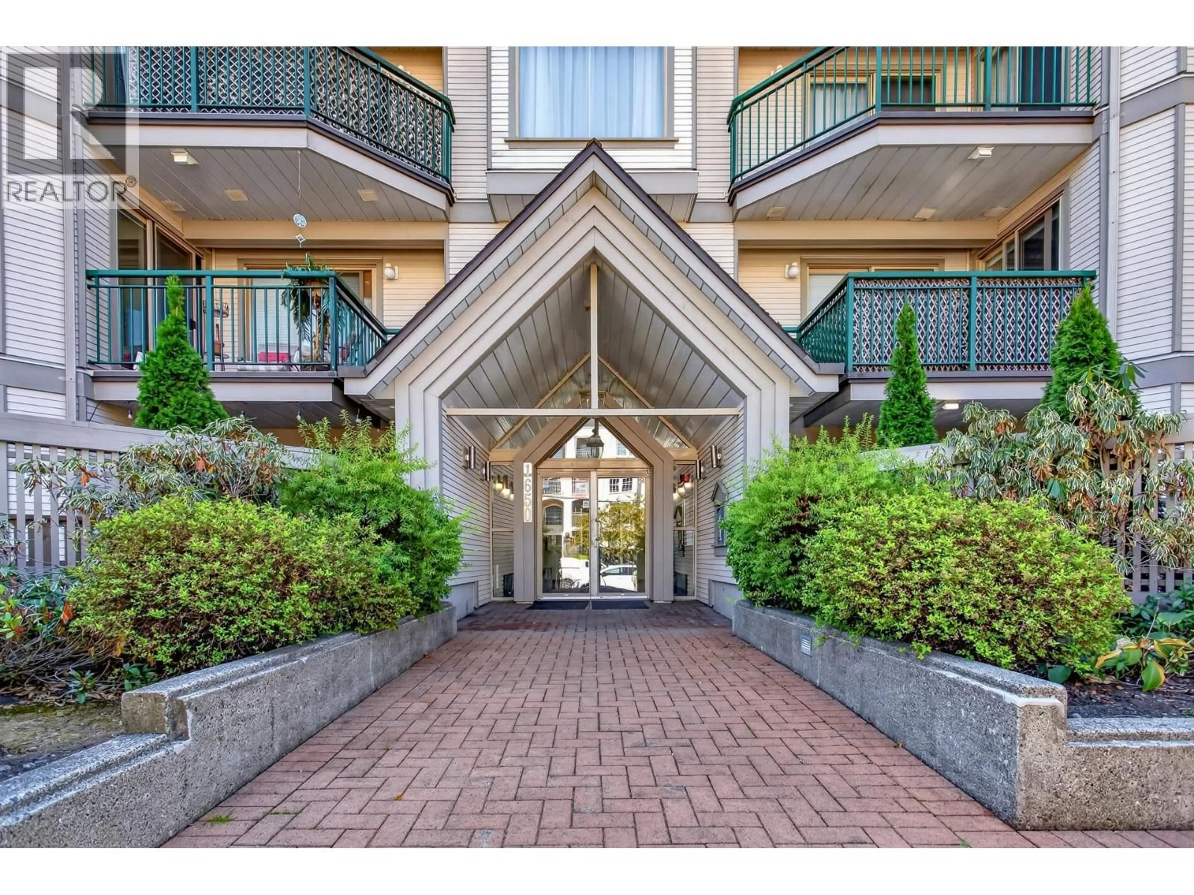 Indoor foyer for 306 - 1650 GRANT AVENUE, Port Coquitlam British Columbia V3B7V2