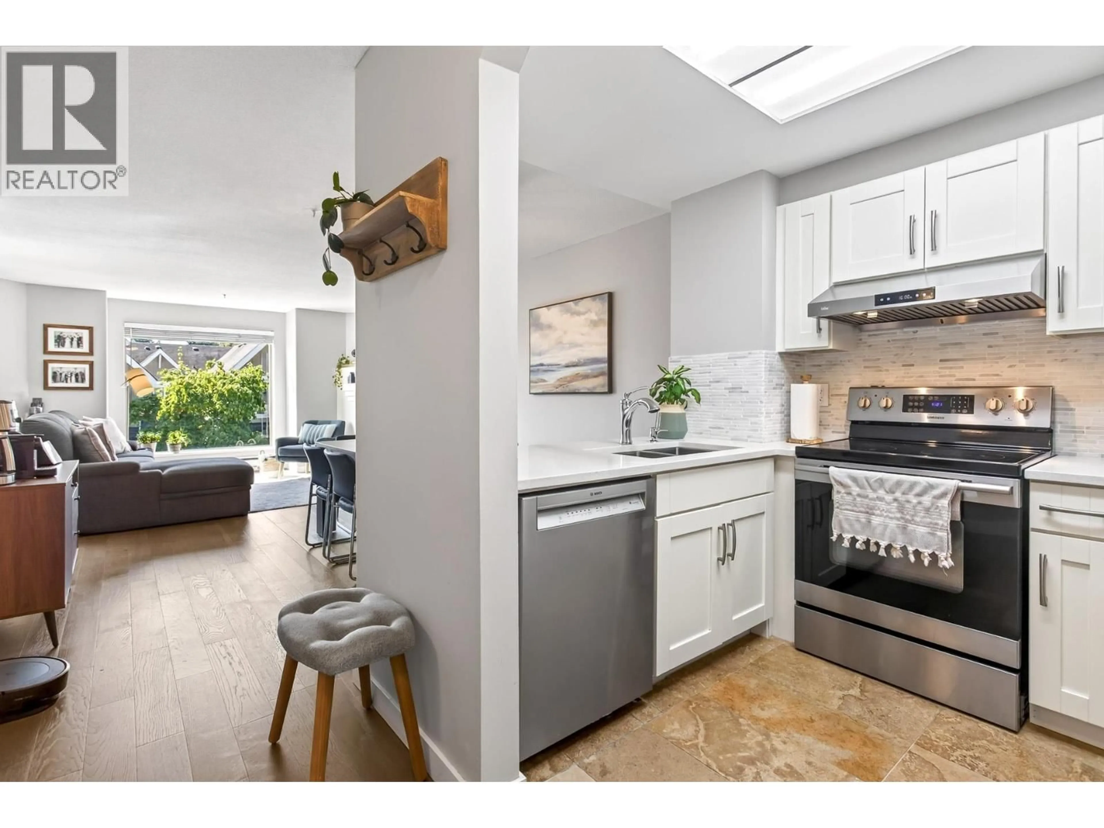Open concept kitchen, unknown for 306 - 1650 GRANT AVENUE, Port Coquitlam British Columbia V3B7V2
