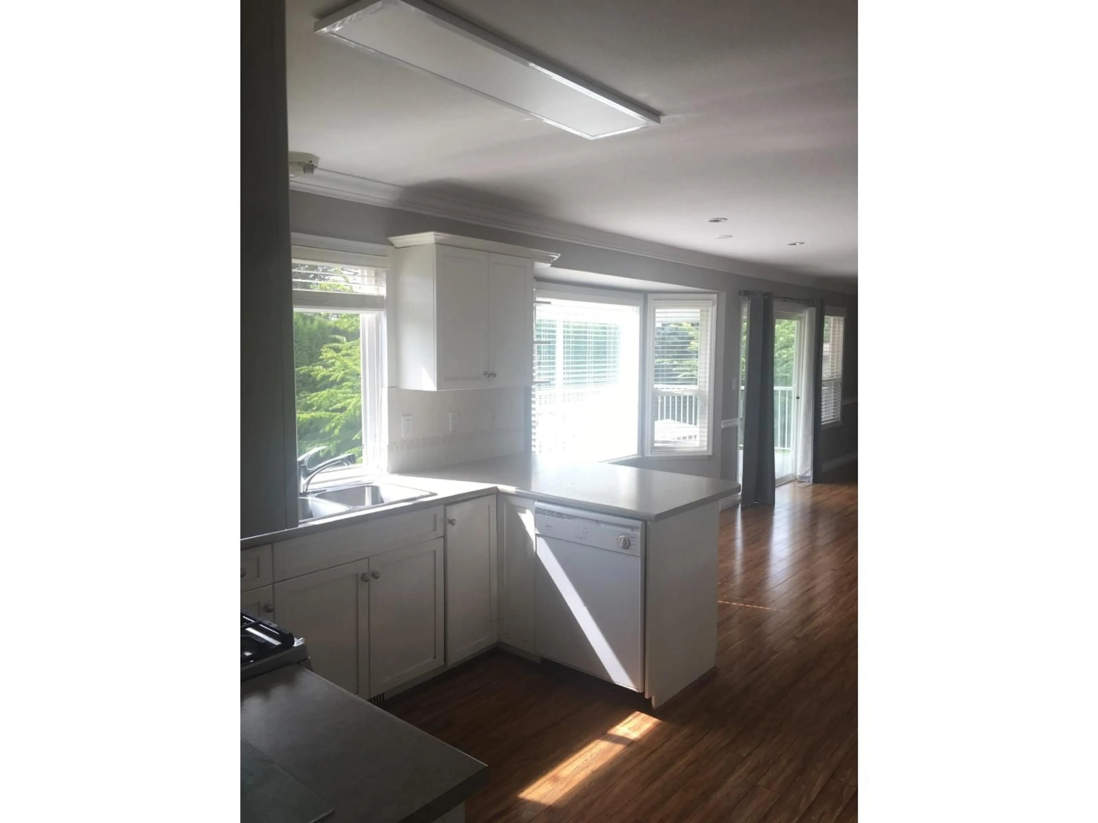Open concept kitchen, unknown for 3263 MCKINLEY DRIVE, Abbotsford British Columbia V2S2X9