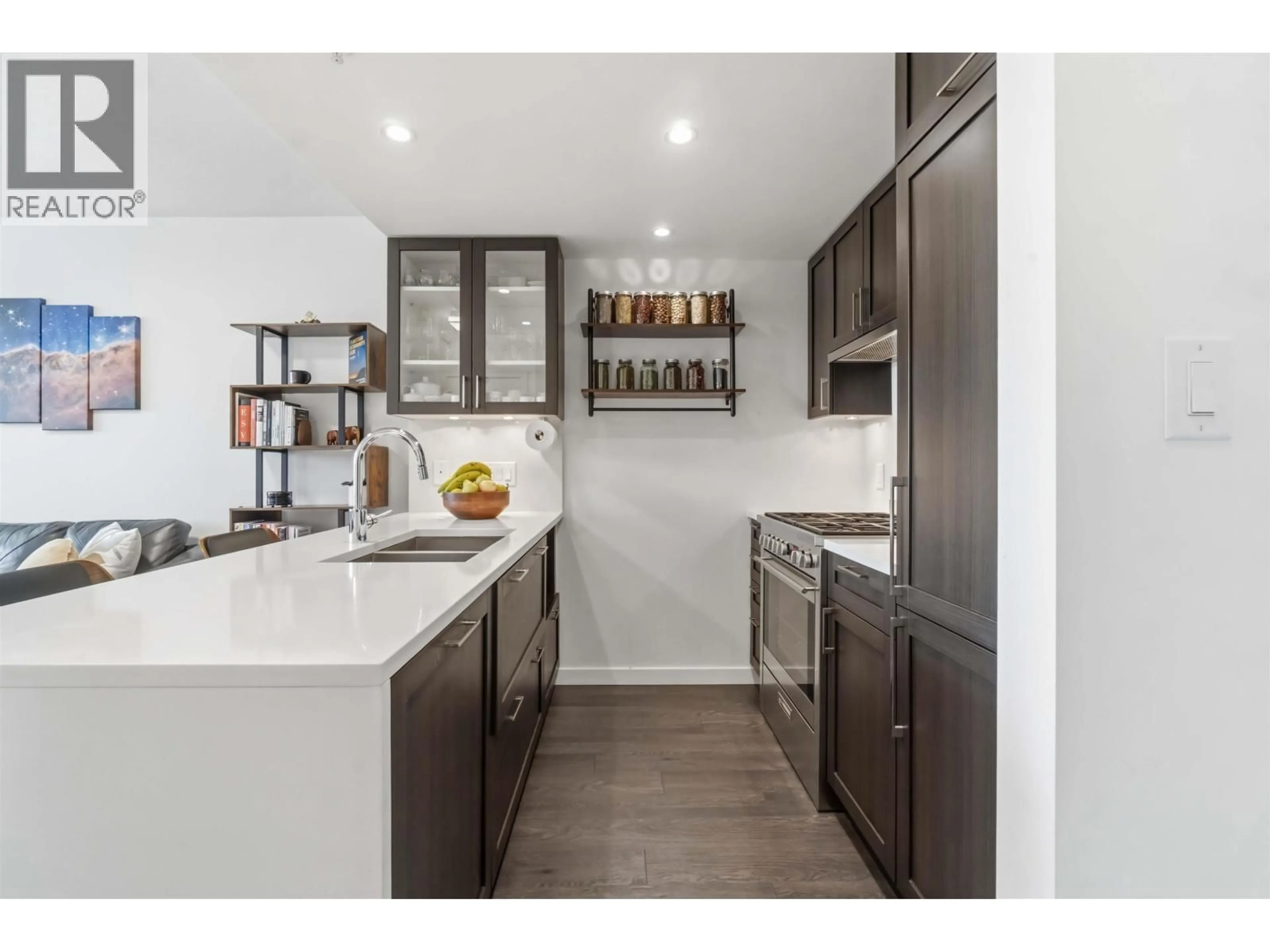 Open concept kitchen, ceramic/tile floor for 615 - 5598 ORMIDALE STREET, Vancouver British Columbia V5R0E5