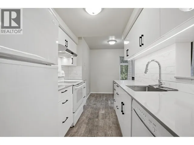 3407 LYNMOOR PLACE, Vancouver 5