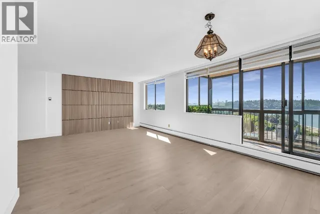 1102 - 555 13TH STREET, West Vancouver 3