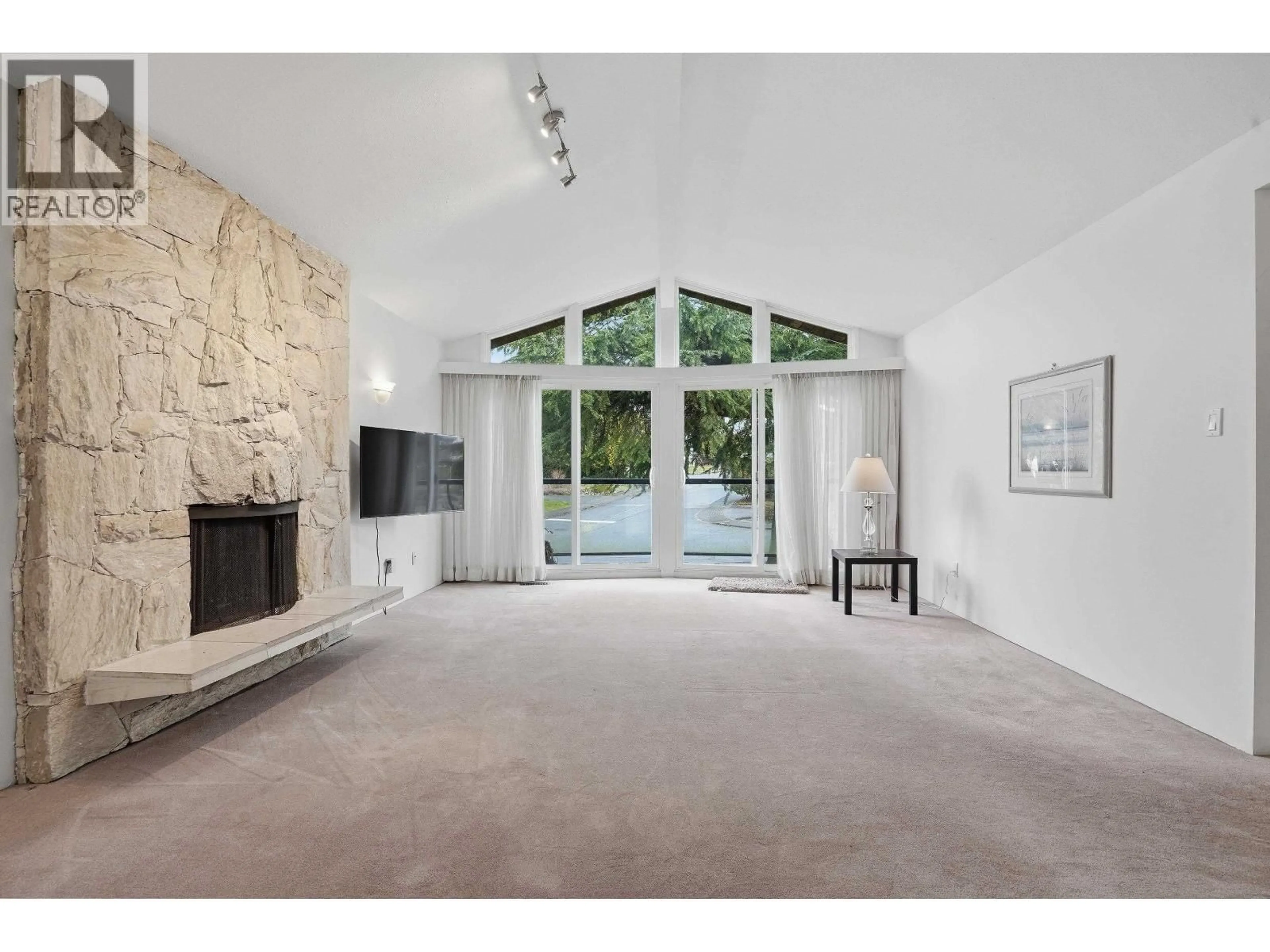 Unknown for 2030 JORDAN DRIVE, Burnaby British Columbia V5B4E8