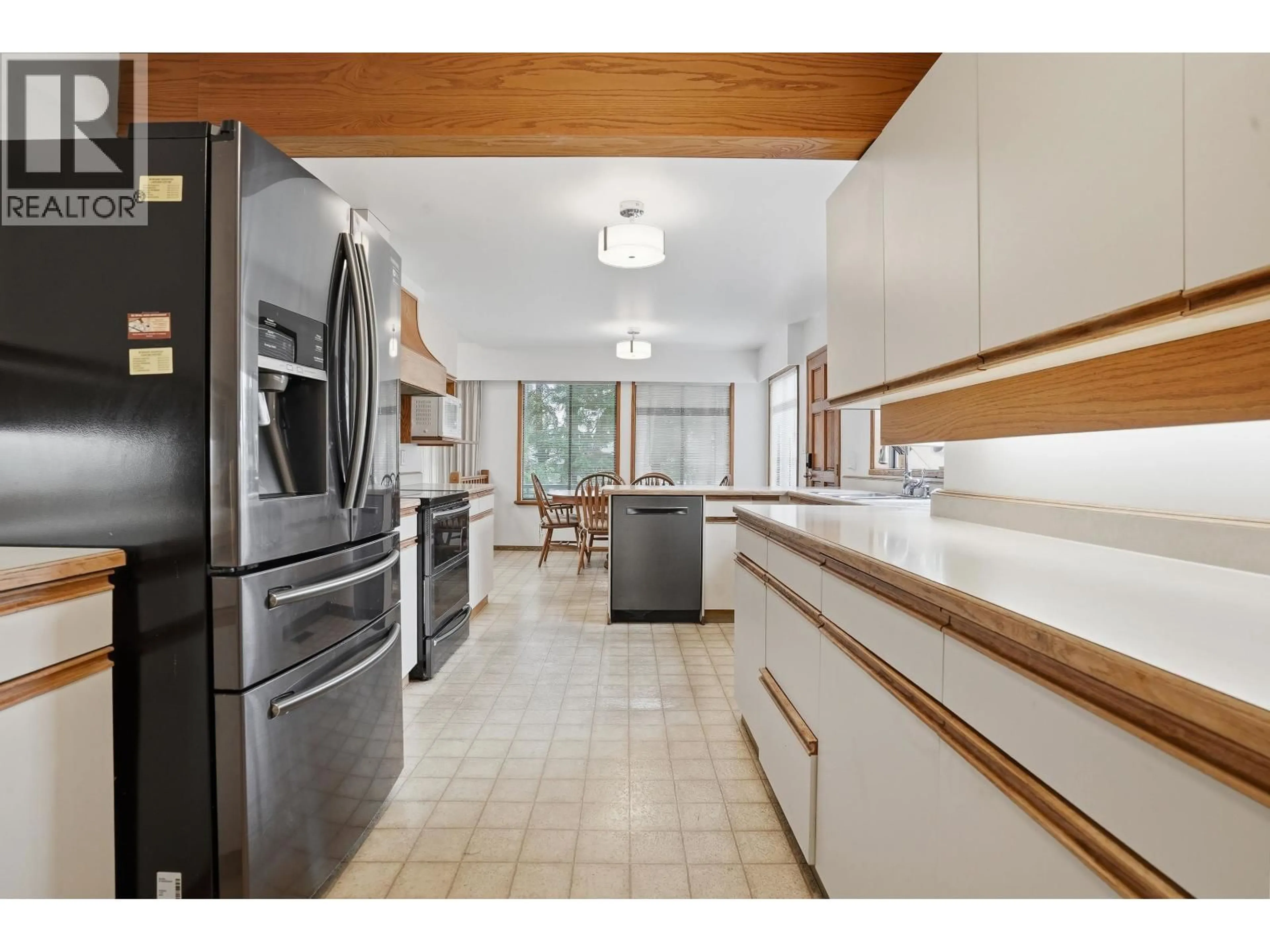 Open concept kitchen, ceramic/tile floor for 2030 JORDAN DRIVE, Burnaby British Columbia V5B4E8