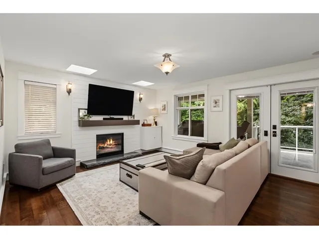 7785 143 STREET, Abbotsford 5