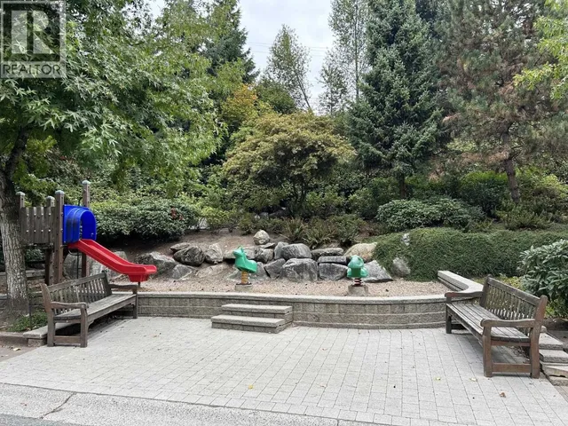 205 - 4768 BRENTWOOD DRIVE, Burnaby 2