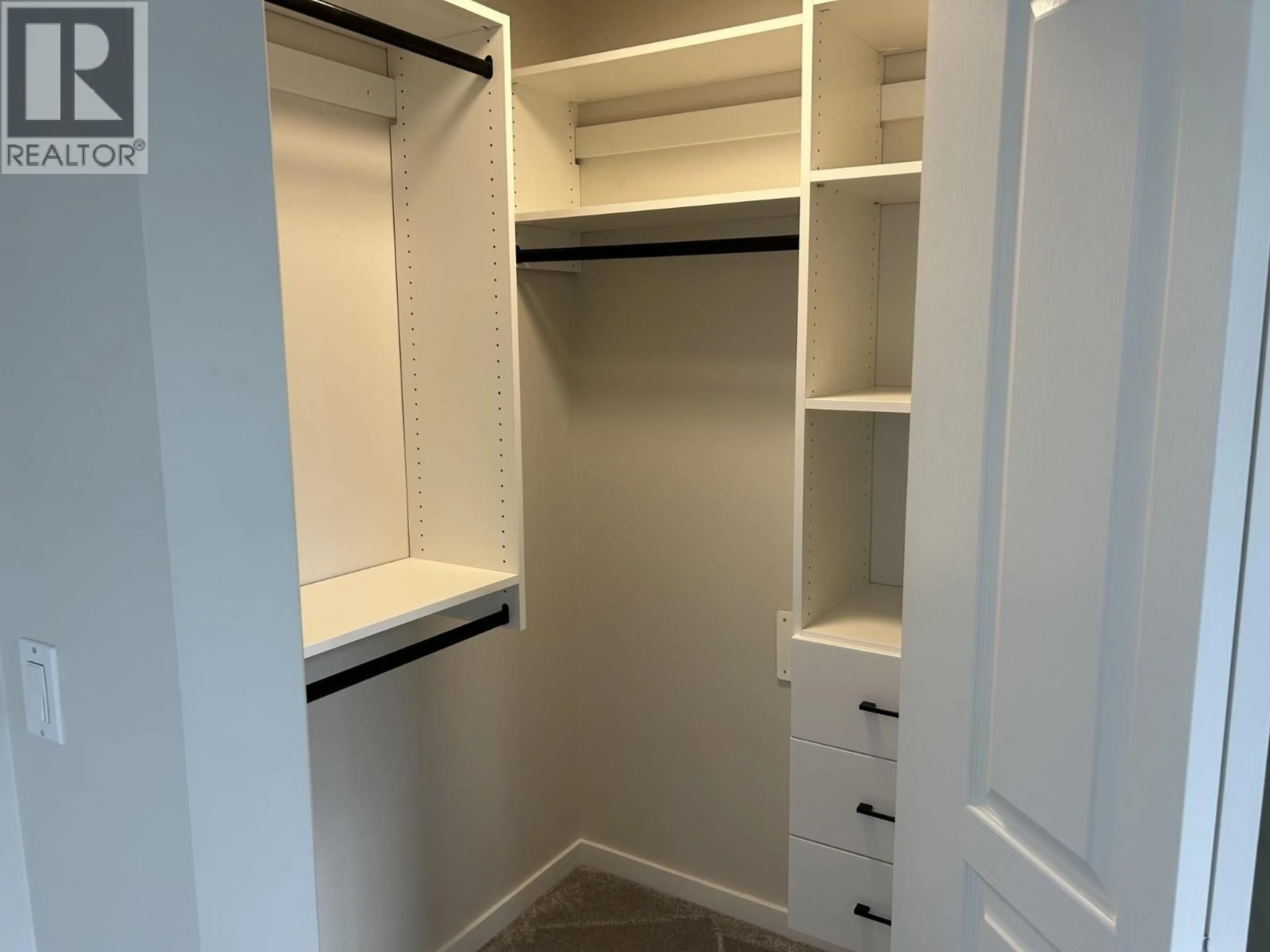 Storage room or clothes room or walk-in closet for 205 - 4768 BRENTWOOD DRIVE, Burnaby British Columbia V5C0C7