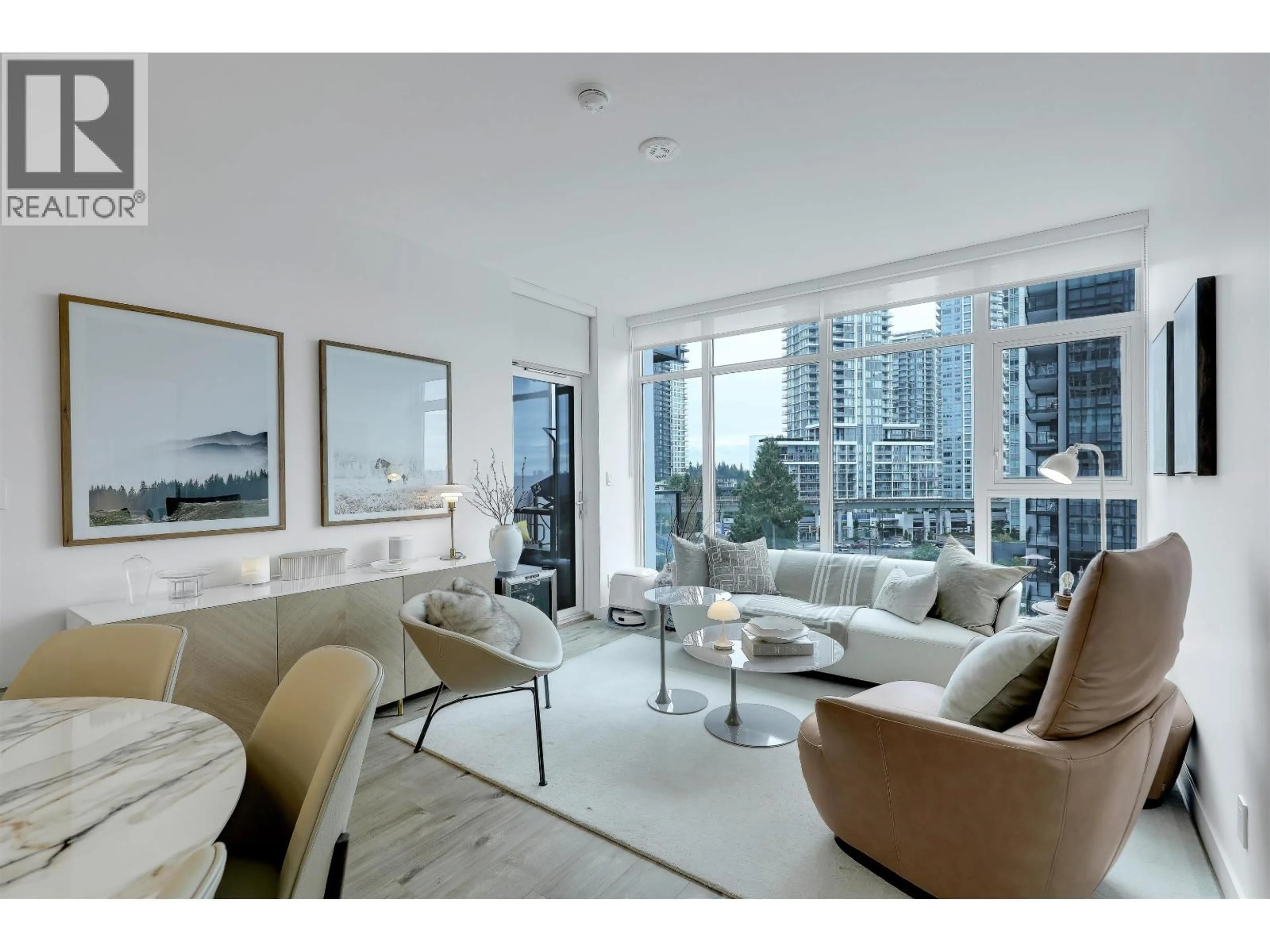 Living room with furniture, unknown for 606 - 720 FARROW STREET, Coquitlam British Columbia V3J0P3