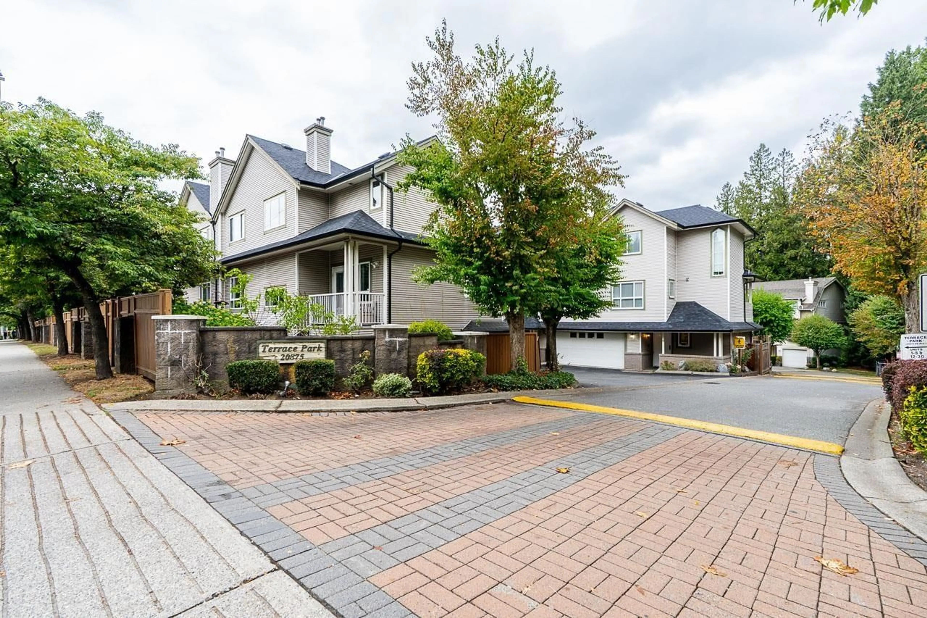 Unknown for 25 - 20875 88 AVENUE, Langley British Columbia V1M3K1