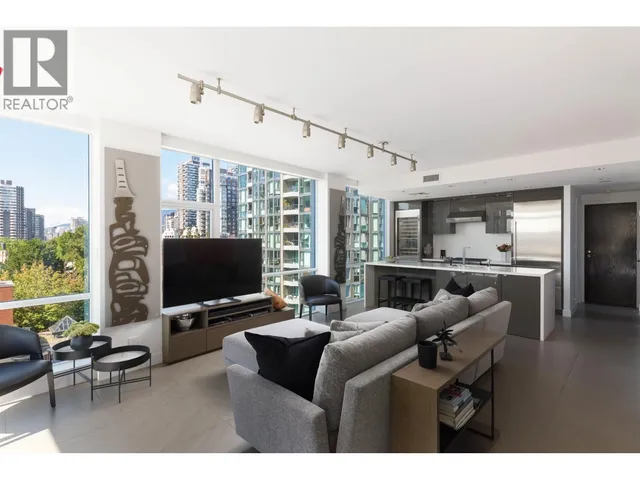 805 - 1455 HOWE STREET, Vancouver 3