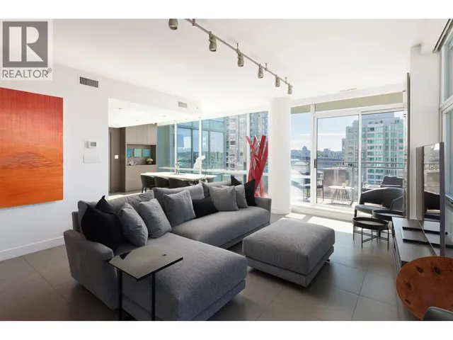 805 - 1455 HOWE STREET, Vancouver 4