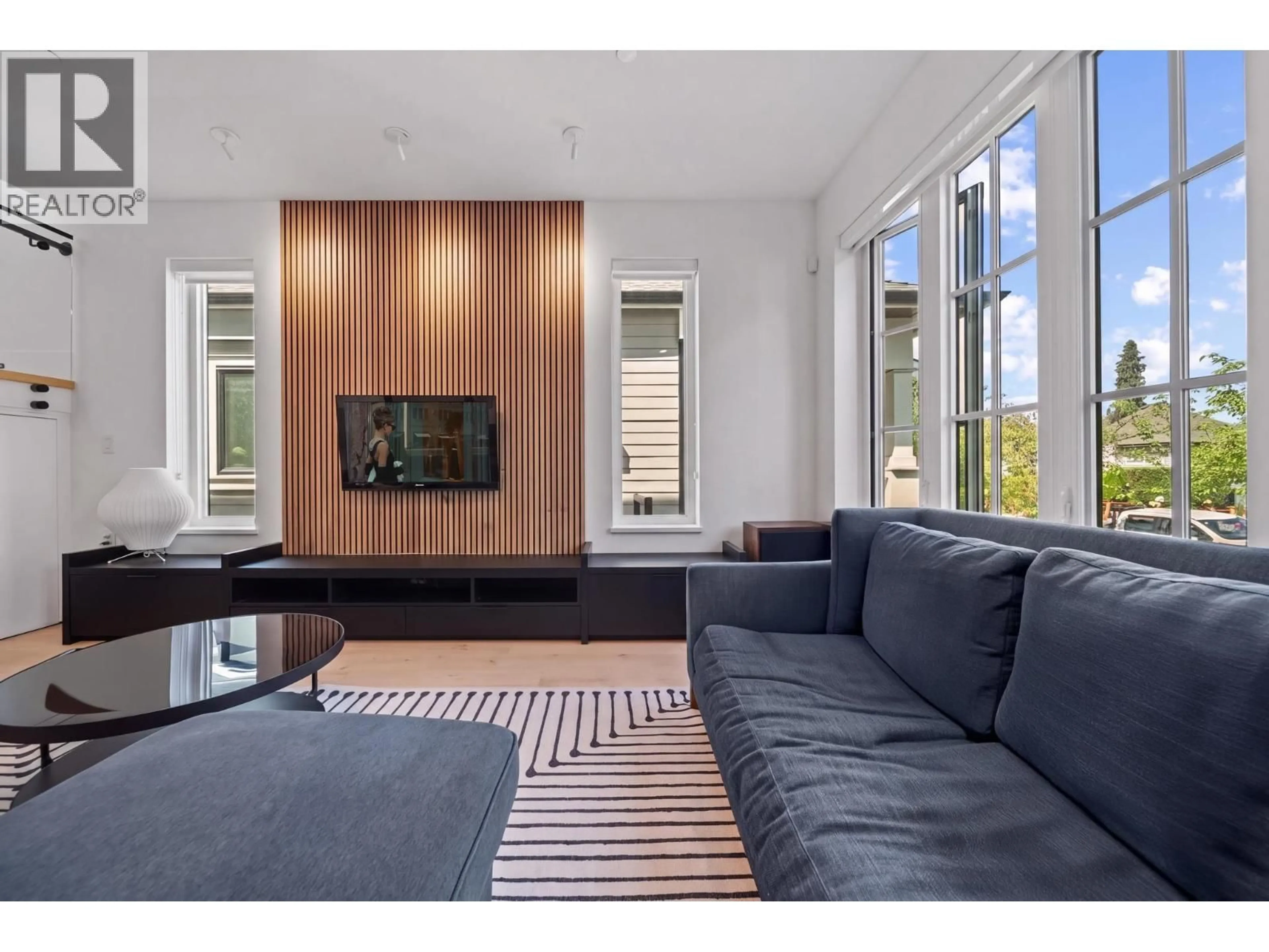 Living room with furniture, unknown for 1438 17TH AVENUE, Vancouver British Columbia V5N2G8