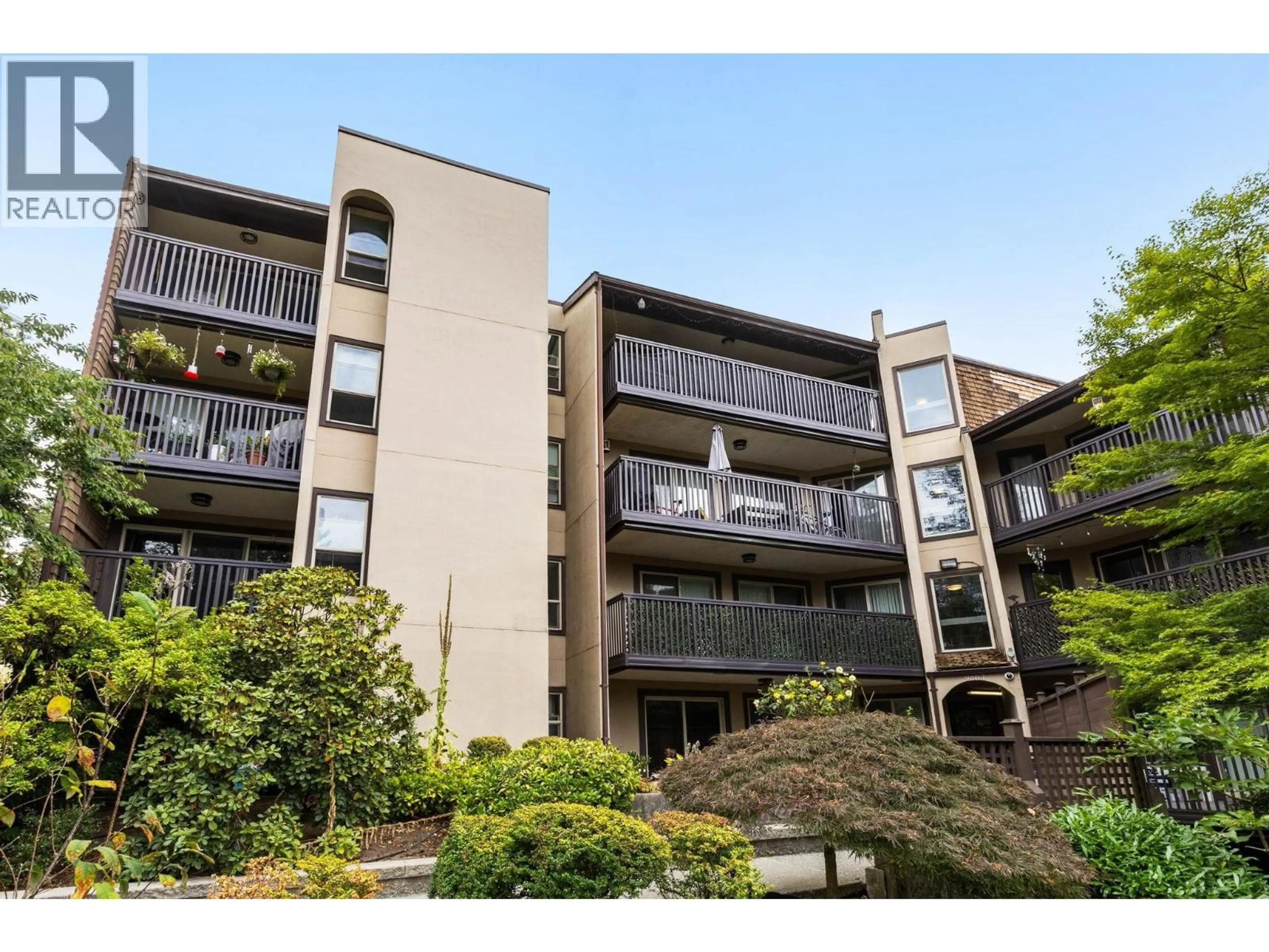 Unknown for 210 - 9867 MANCHESTER DRIVE, Burnaby British Columbia V3N4P6
