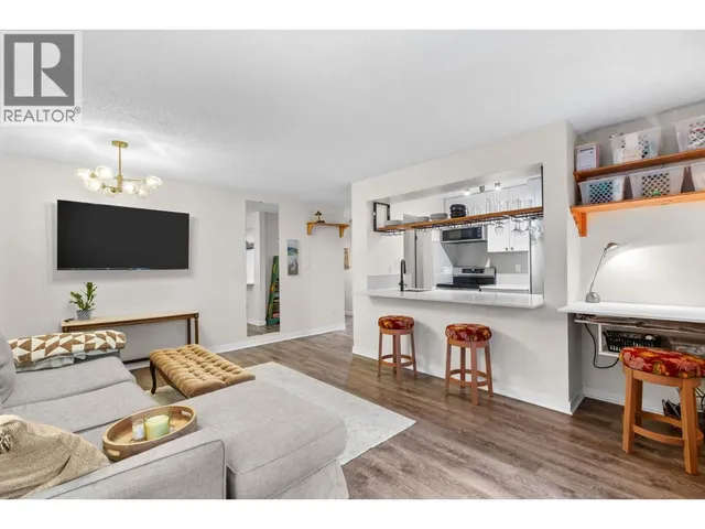 210 - 9867 MANCHESTER DRIVE, Burnaby 5