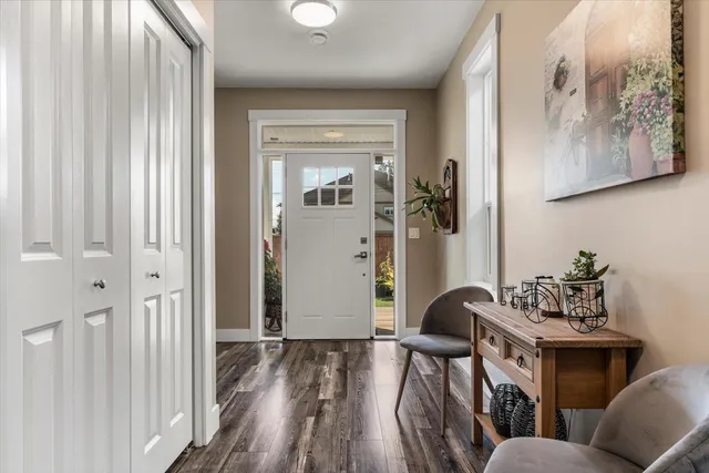 46181 SECOND AVENUE, Chilliwack 5