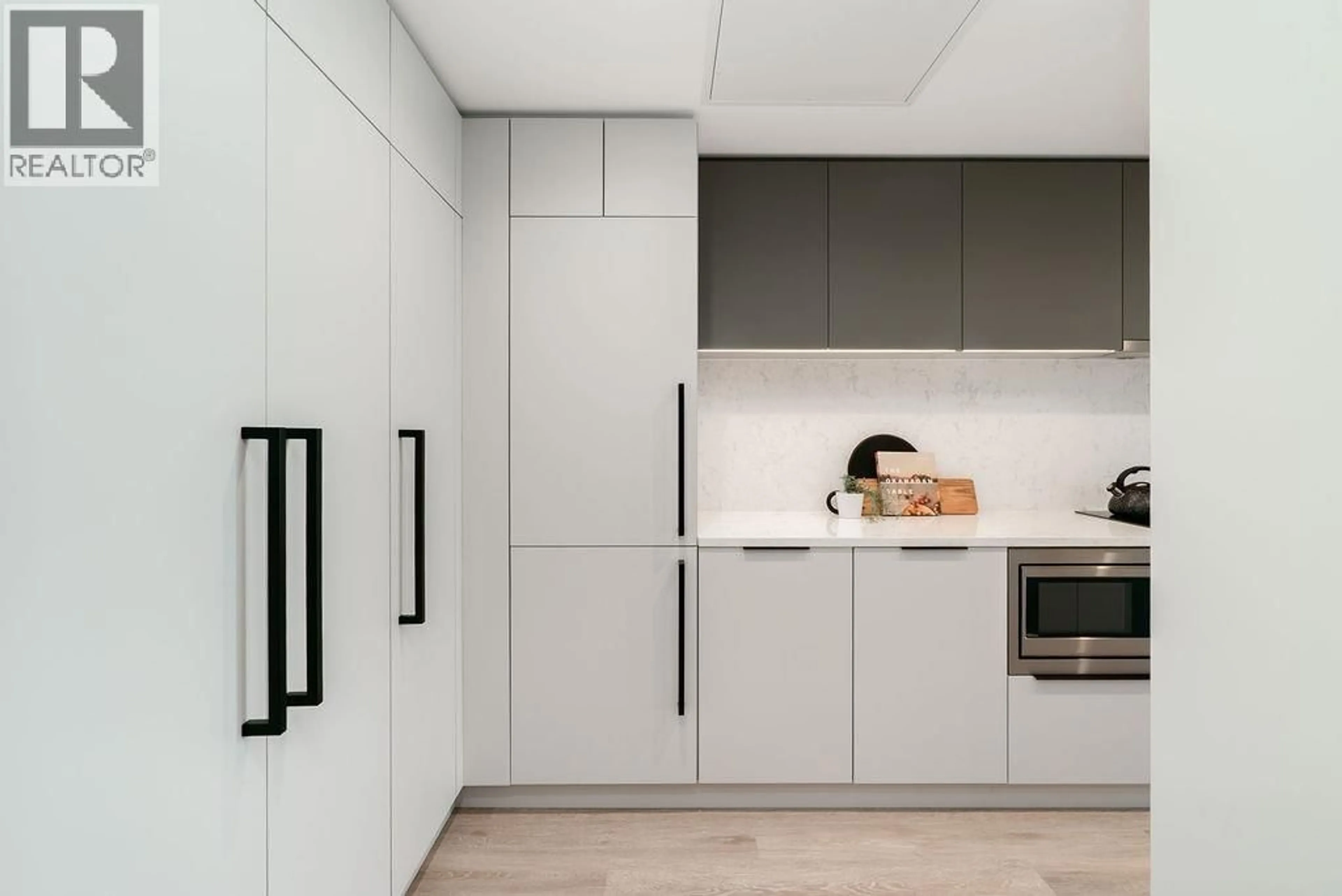 Contemporary kitchen, unknown for 1403 - 567 EMERSON STREET, Coquitlam British Columbia V3J0M8