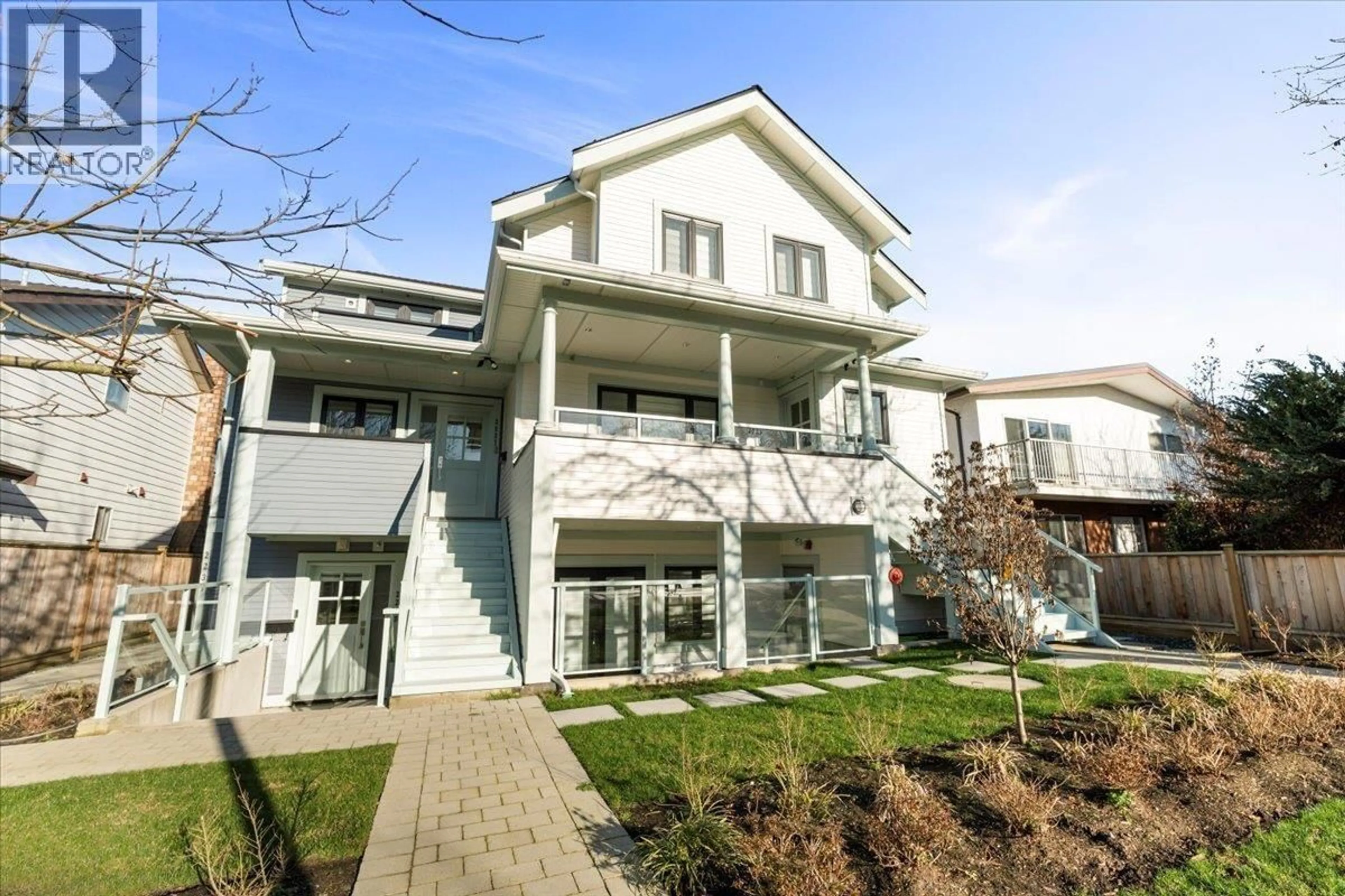 Unknown for 2227 16TH AVENUE, Vancouver British Columbia V6K3B4