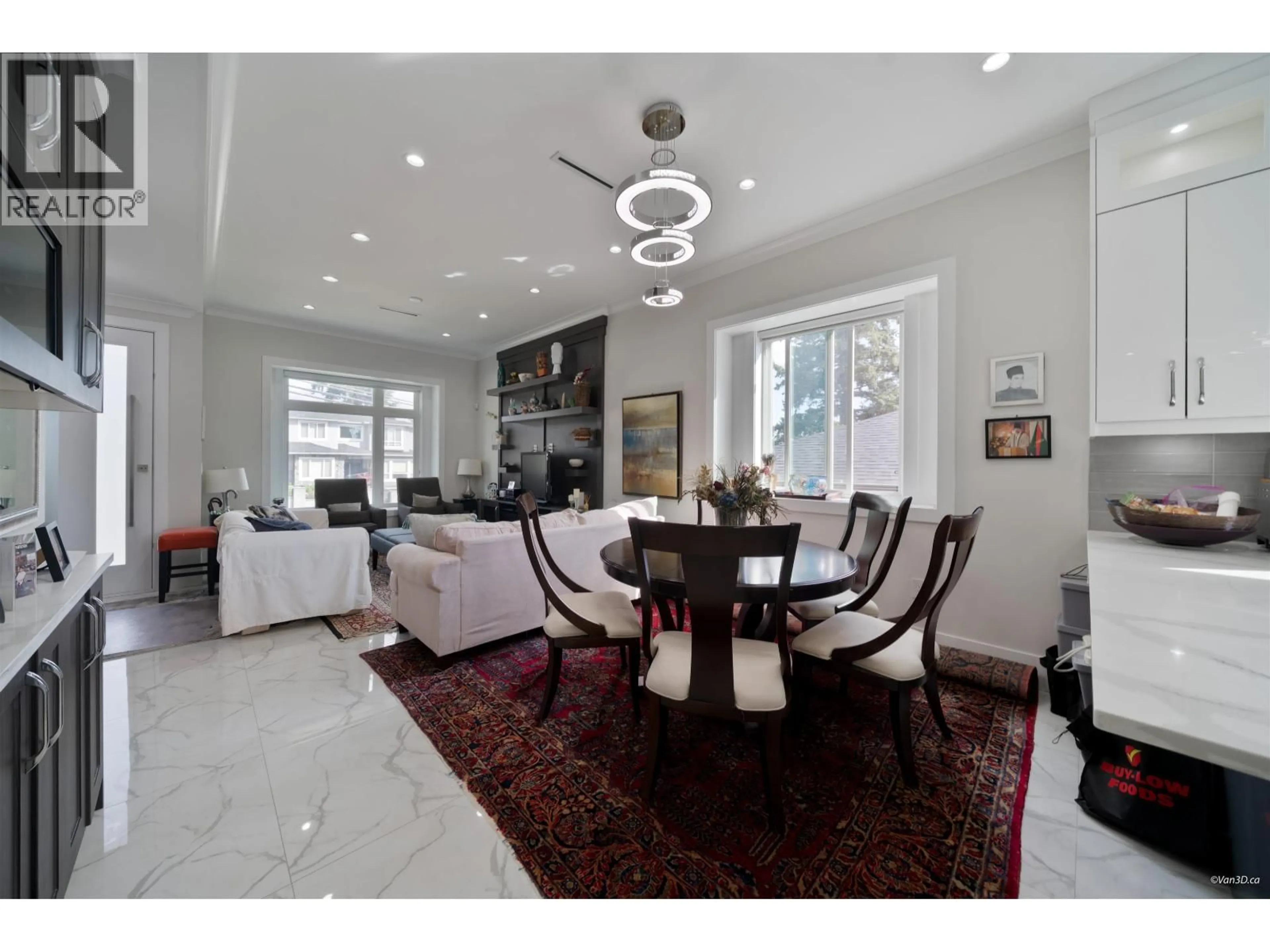 Dining room, unknown for 8227 ROYAL OAK AVENUE, Burnaby British Columbia V5J4L1