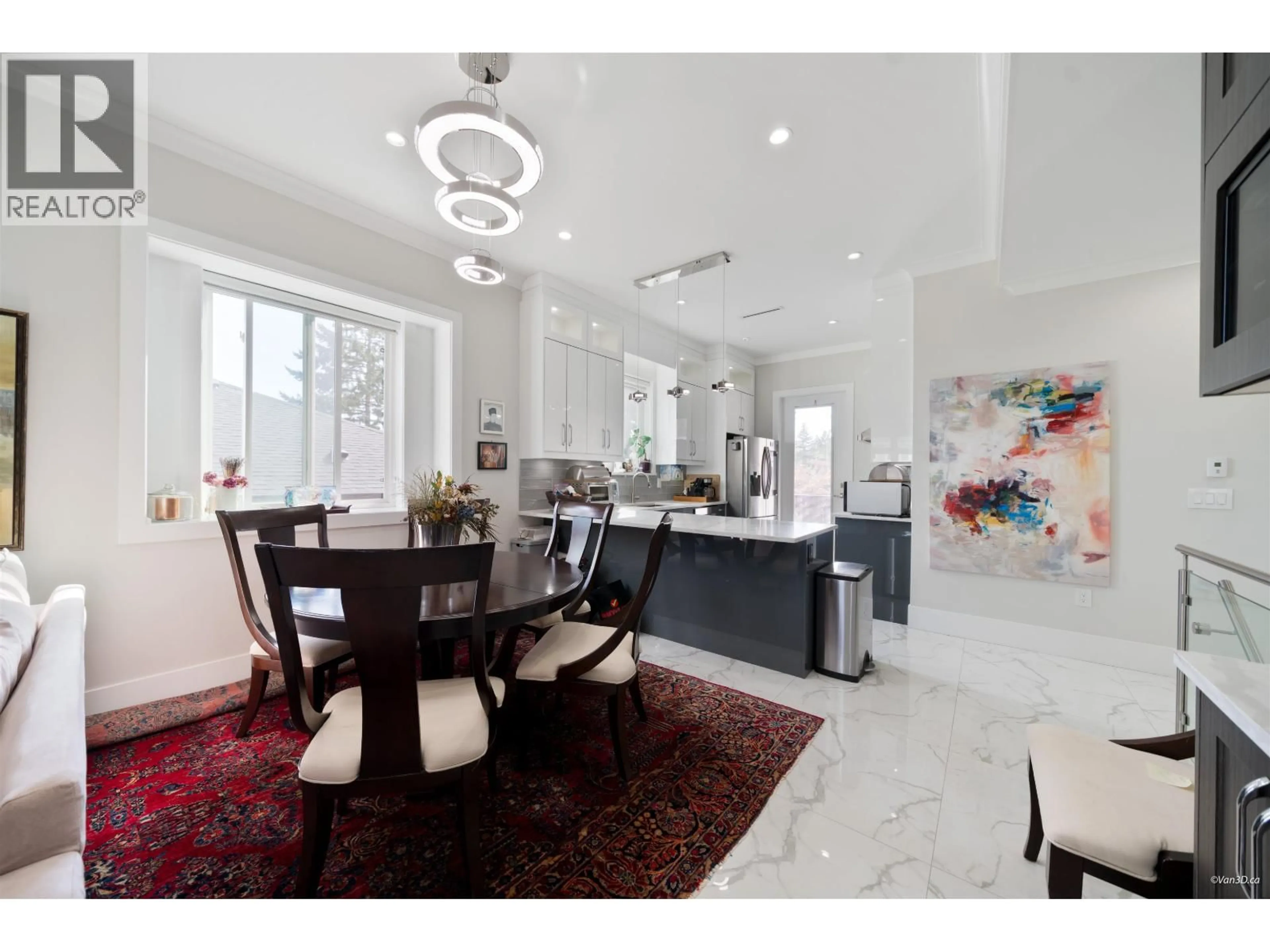 Dining room, ceramic/tile floor for 8227 ROYAL OAK AVENUE, Burnaby British Columbia V5J4L1