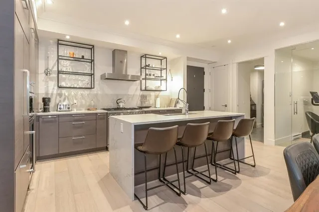 210 - 23189 FRANCIS AVENUE, Langley 4