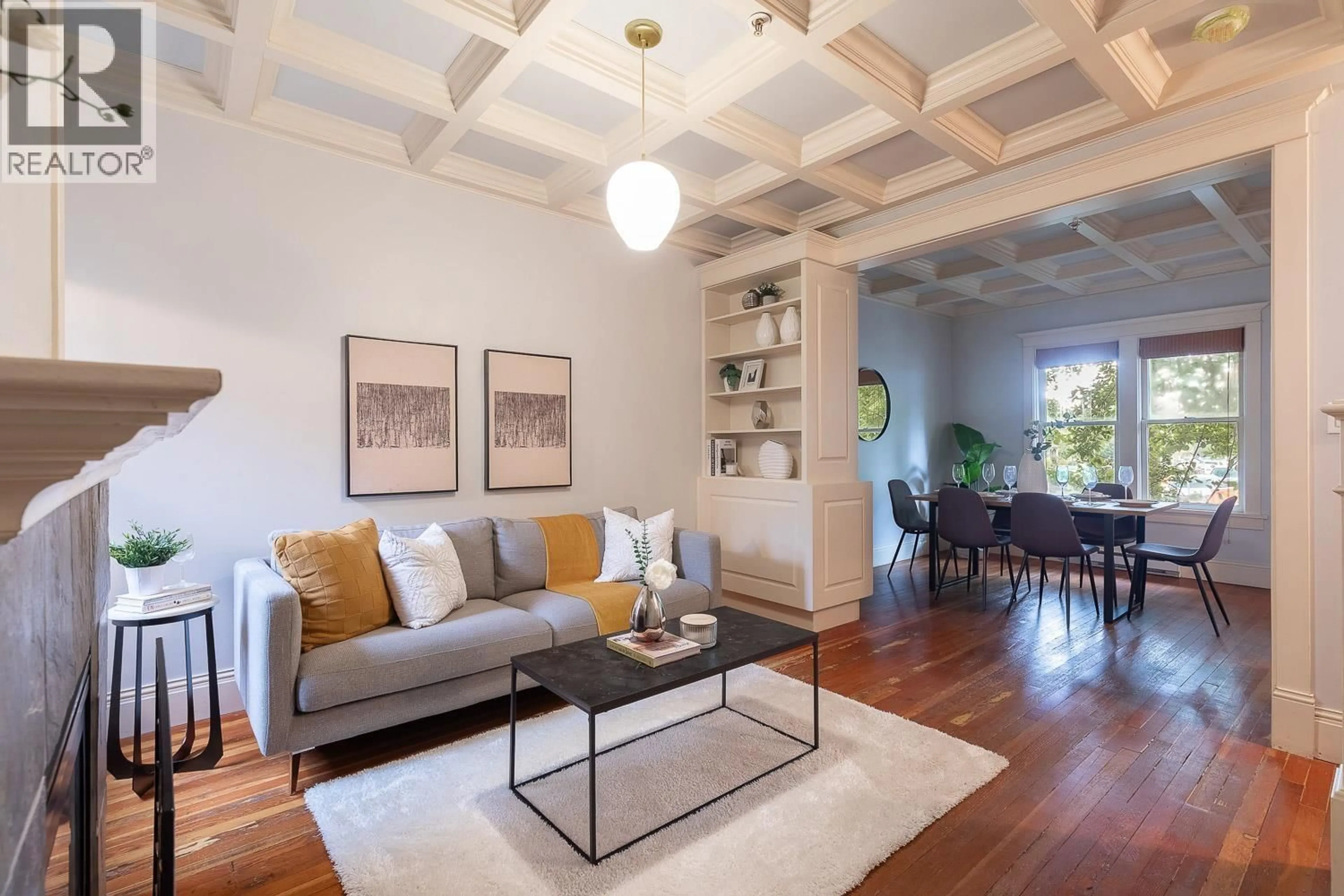 Living room with furniture, wood/laminate floor for 740 JACKSON AVENUE, Vancouver British Columbia V6A3B9