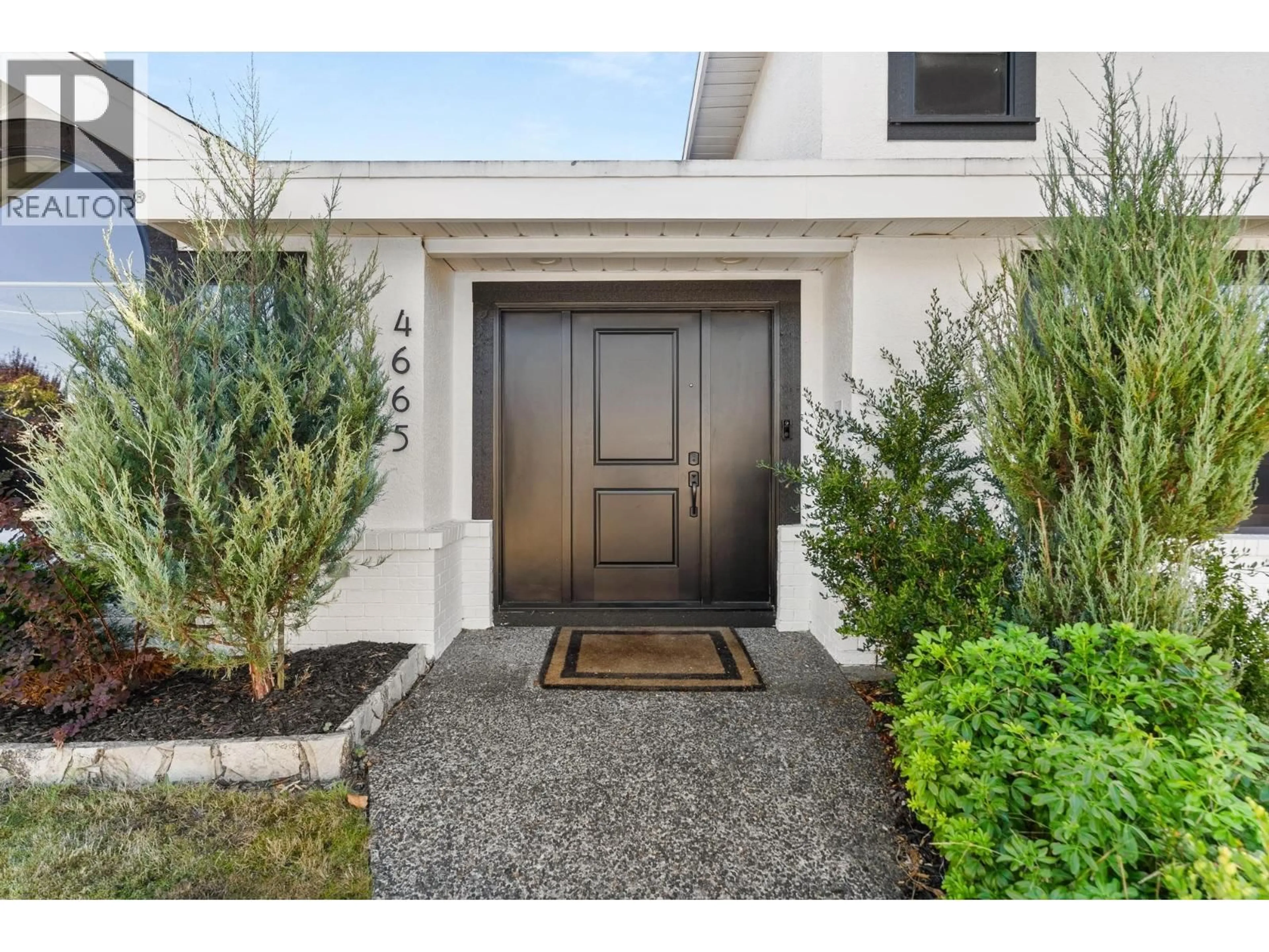 Indoor entryway for 4665 KENSINGTON PLACE, Delta British Columbia V4K4W5