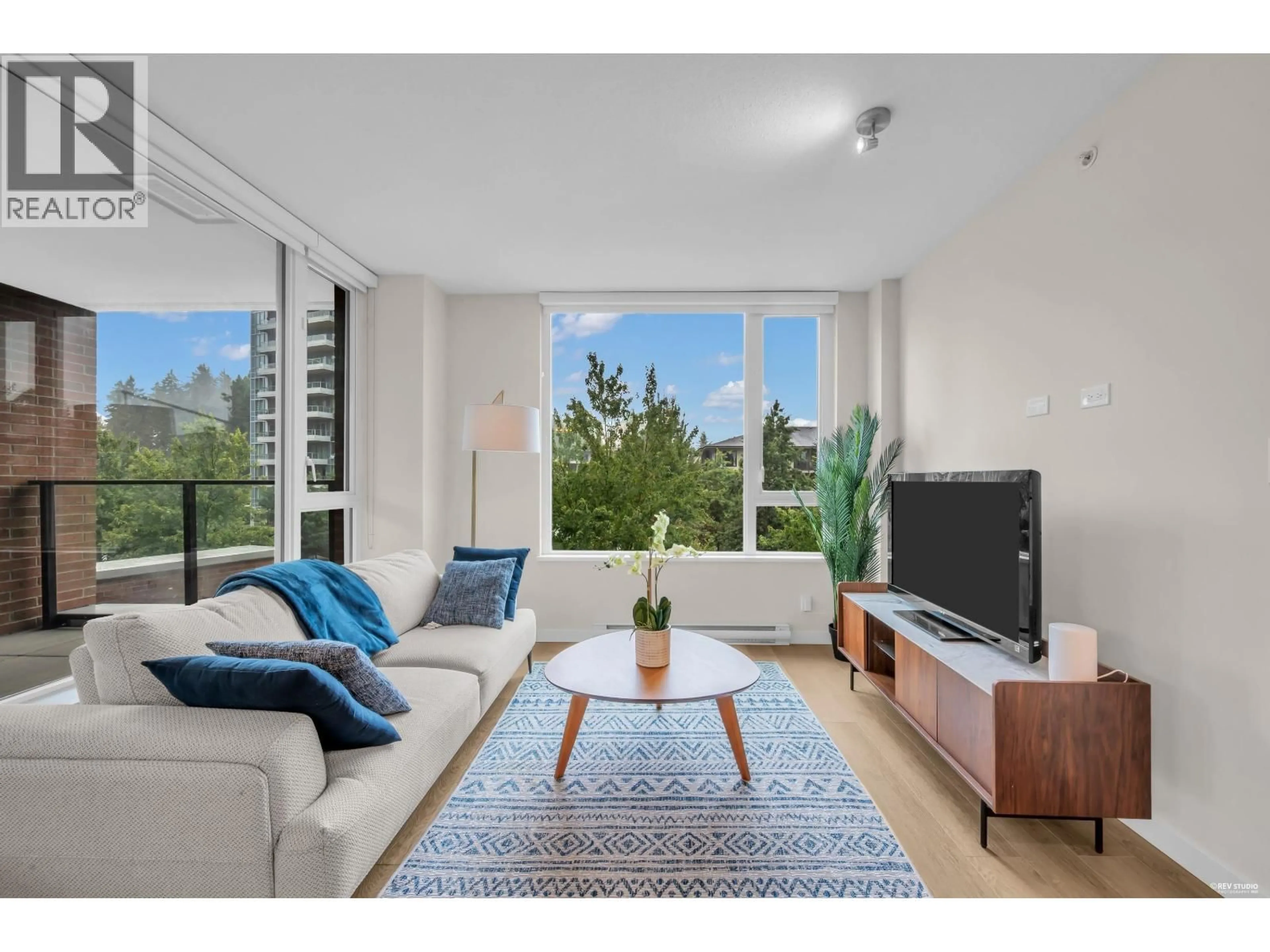 Living room with furniture, unknown for 305 - 3100 WINDSOR GATE, Coquitlam British Columbia V3B0P3