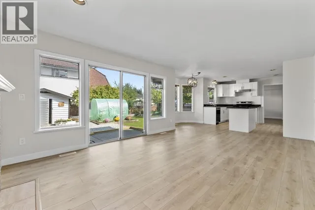 1830 WALNUT CRESCENT, Coquitlam 4