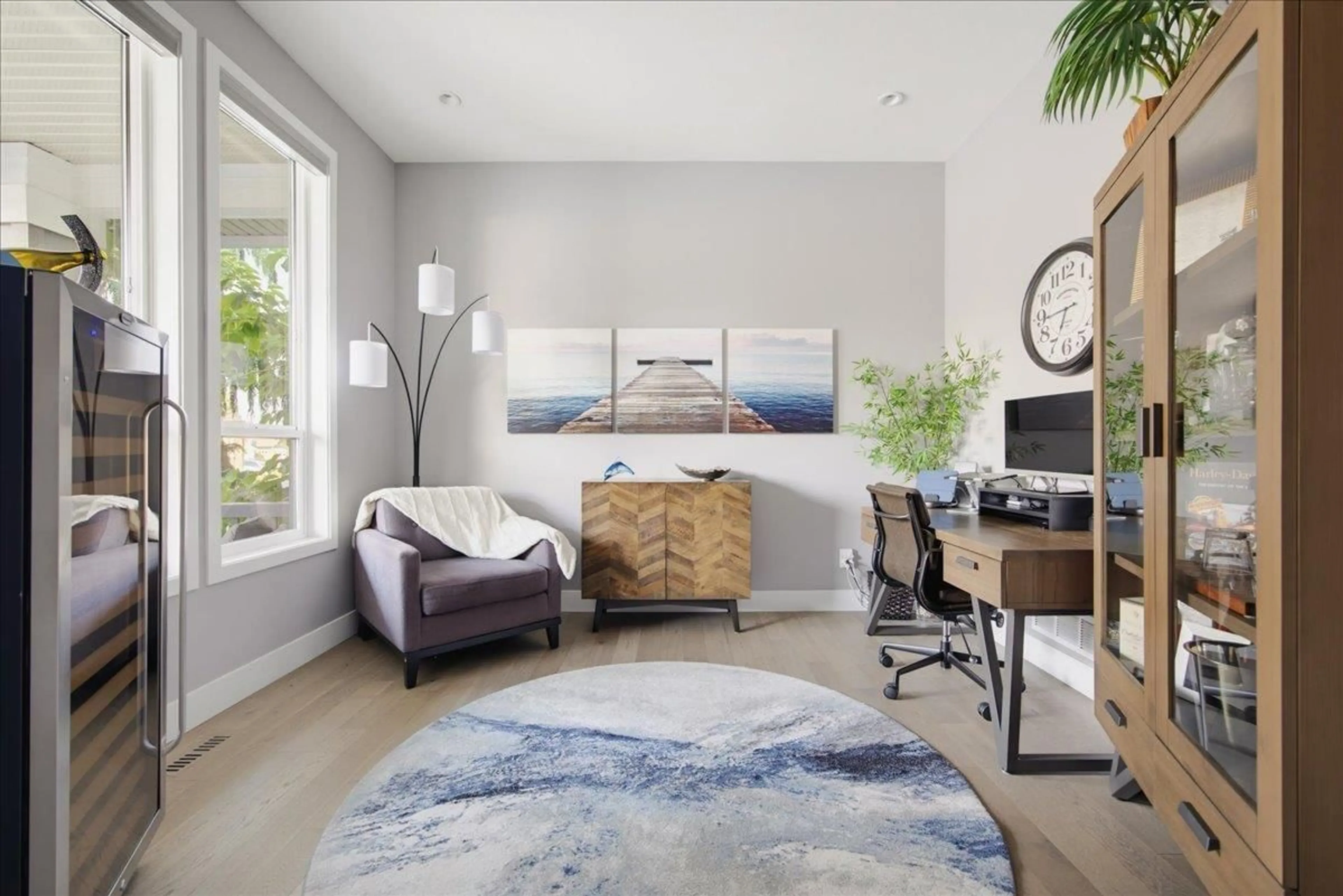 Living room with furniture, unknown for 16702 EDGEWOOD DRIVE, Surrey British Columbia V3Z9X9