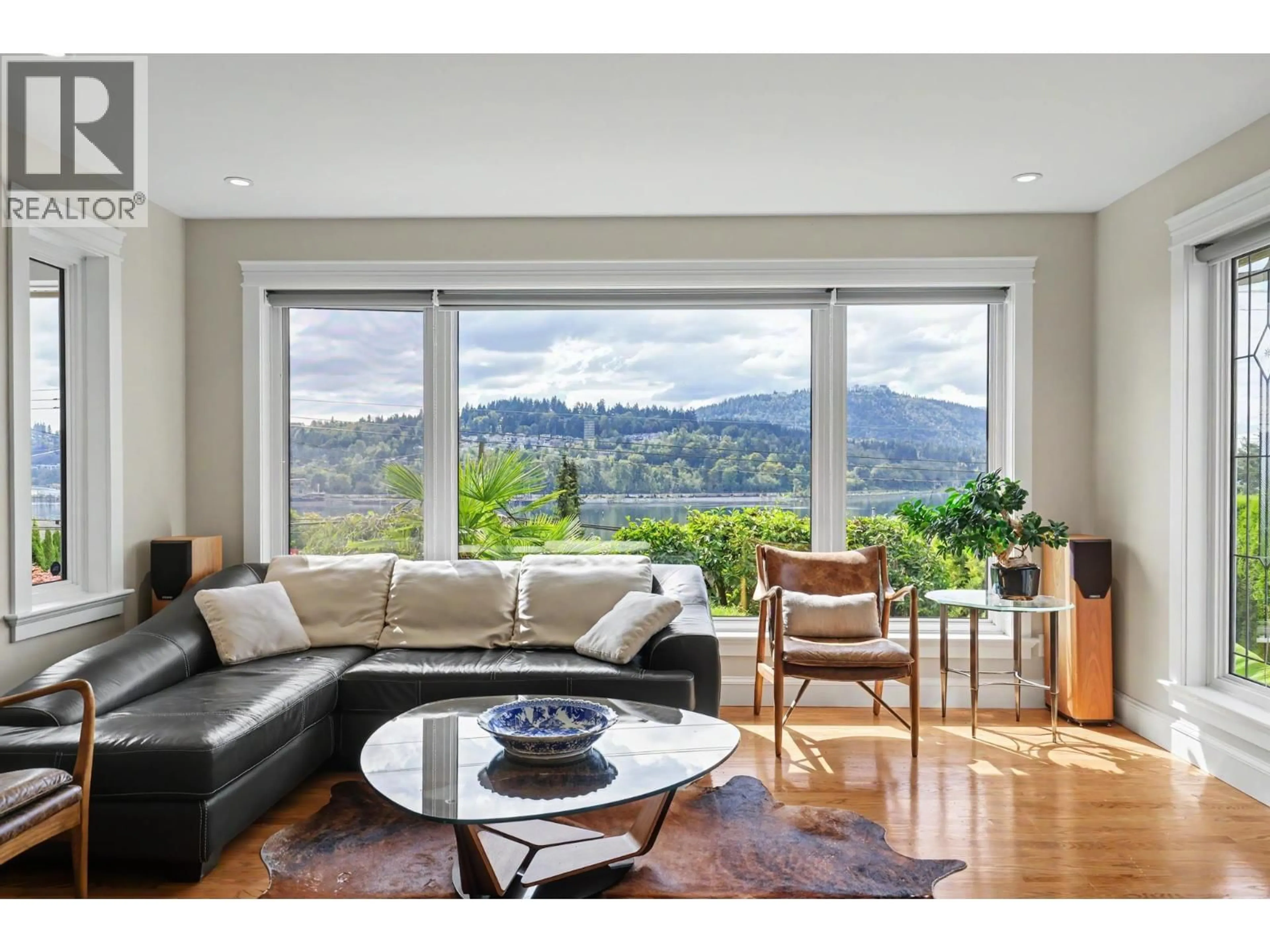 Living room with furniture, wood/laminate floor for 1123 IOCO ROAD, Port Moody British Columbia V3H2W9