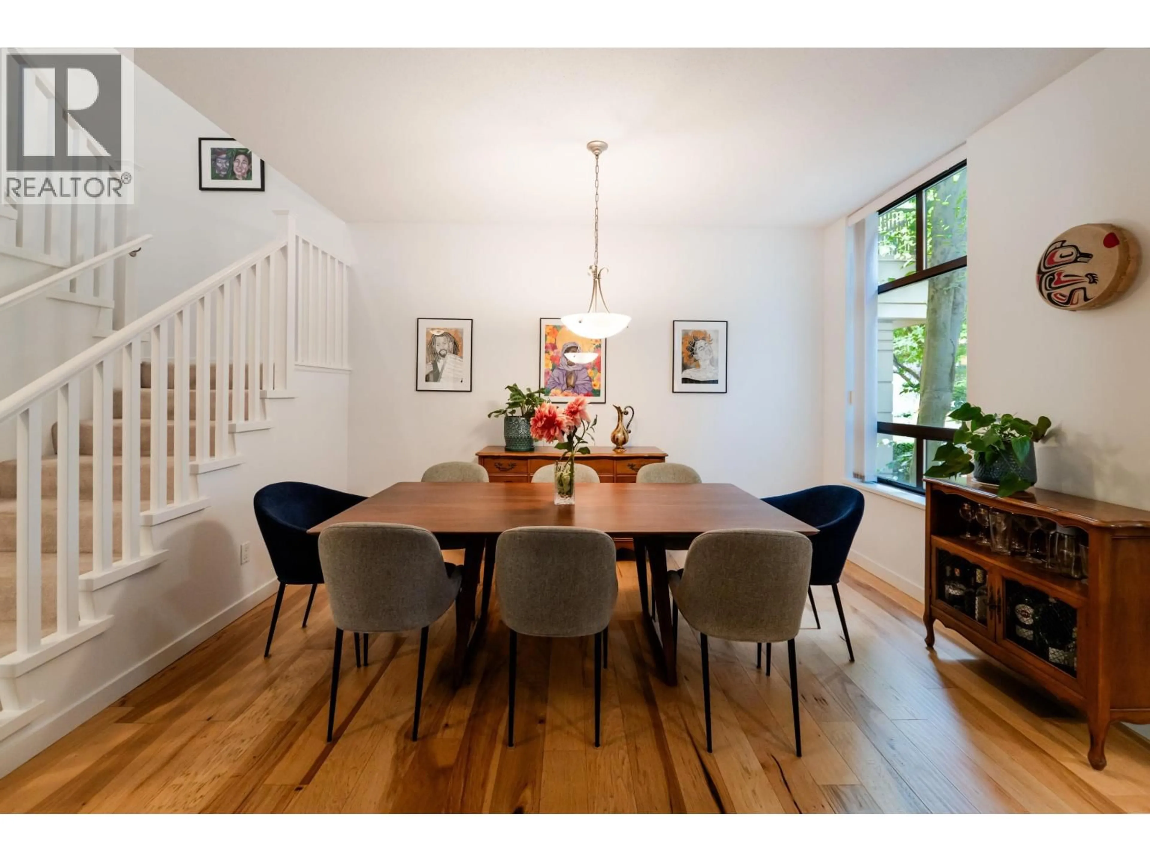 Dining room, wood/laminate floor for 8 - 4333 CENTRAL BOULEVARD, Burnaby British Columbia V5H4W8