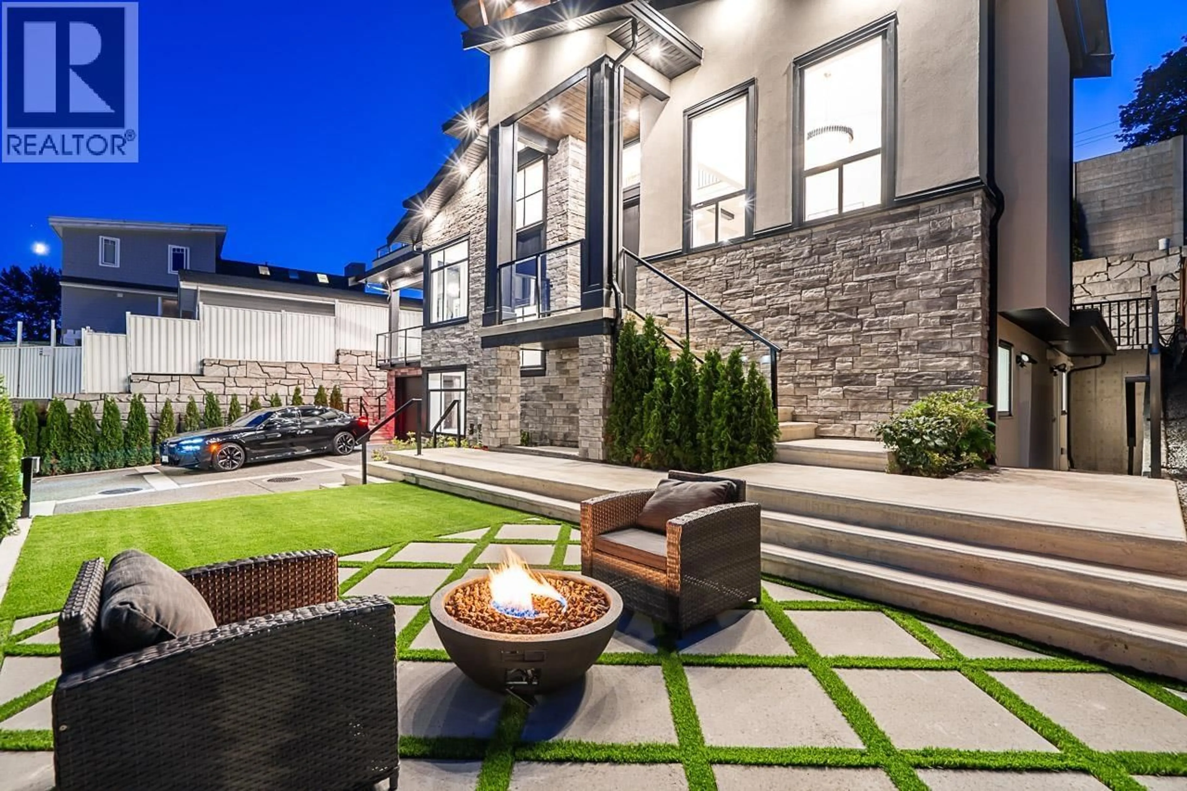 Patio, street for 1414 PIPELINE PLACE, Coquitlam British Columbia V3E2X1