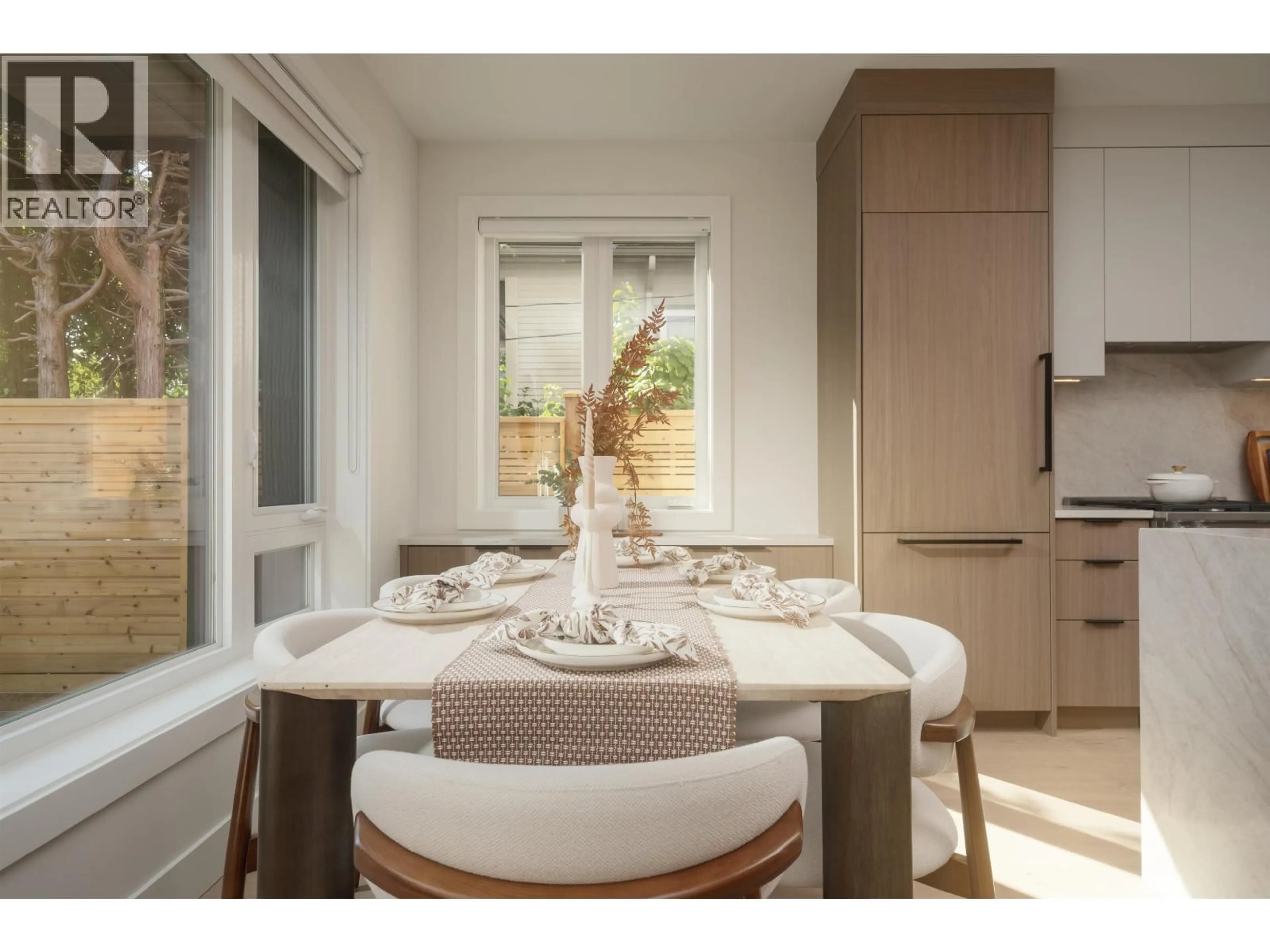 Dining room, ceramic/tile floor for 2 - 470 20 AVENUE, Vancouver British Columbia V5Y2C8