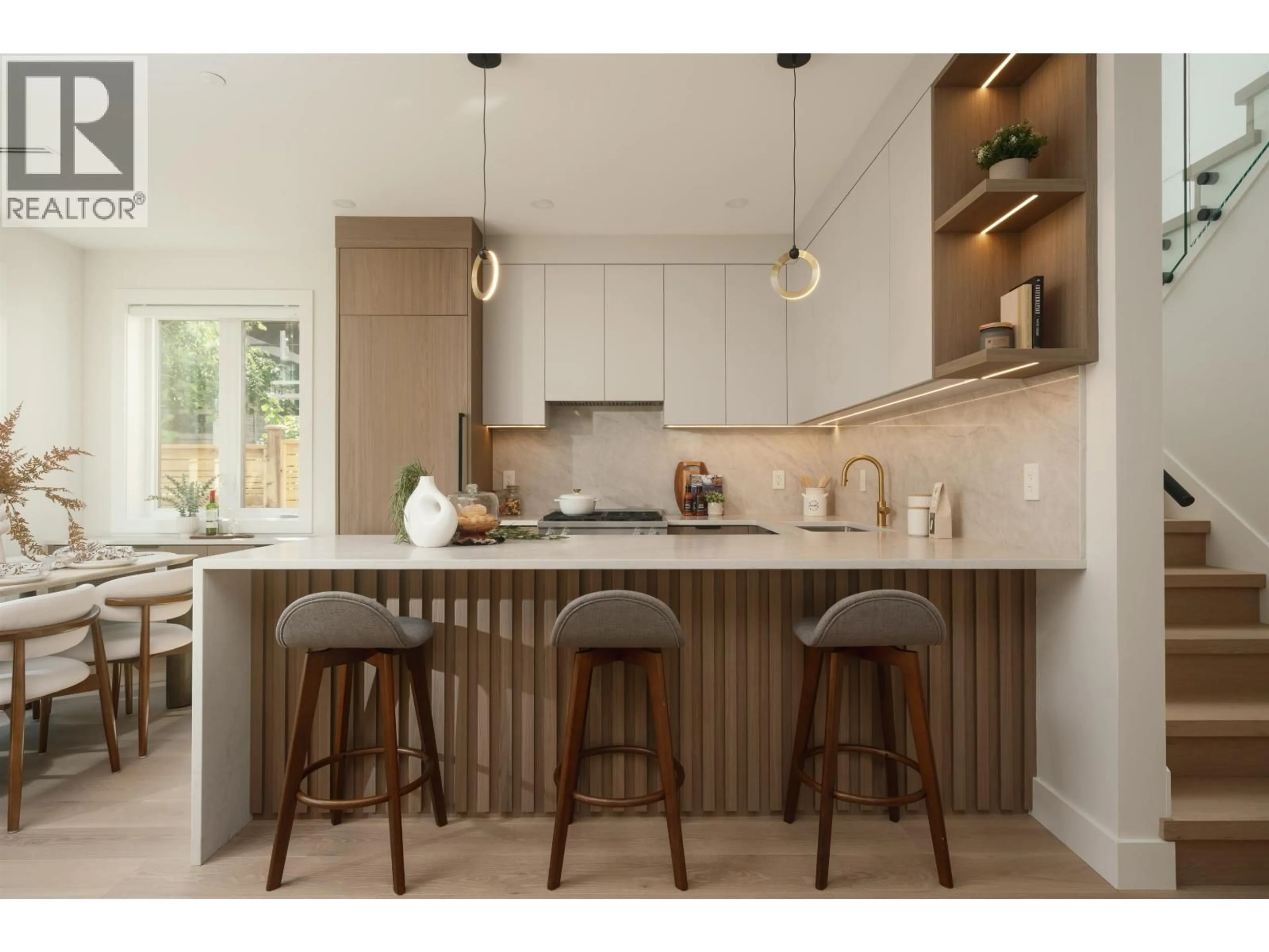Open concept kitchen, wood/laminate floor for 2 - 470 20 AVENUE, Vancouver British Columbia V5Y2C8